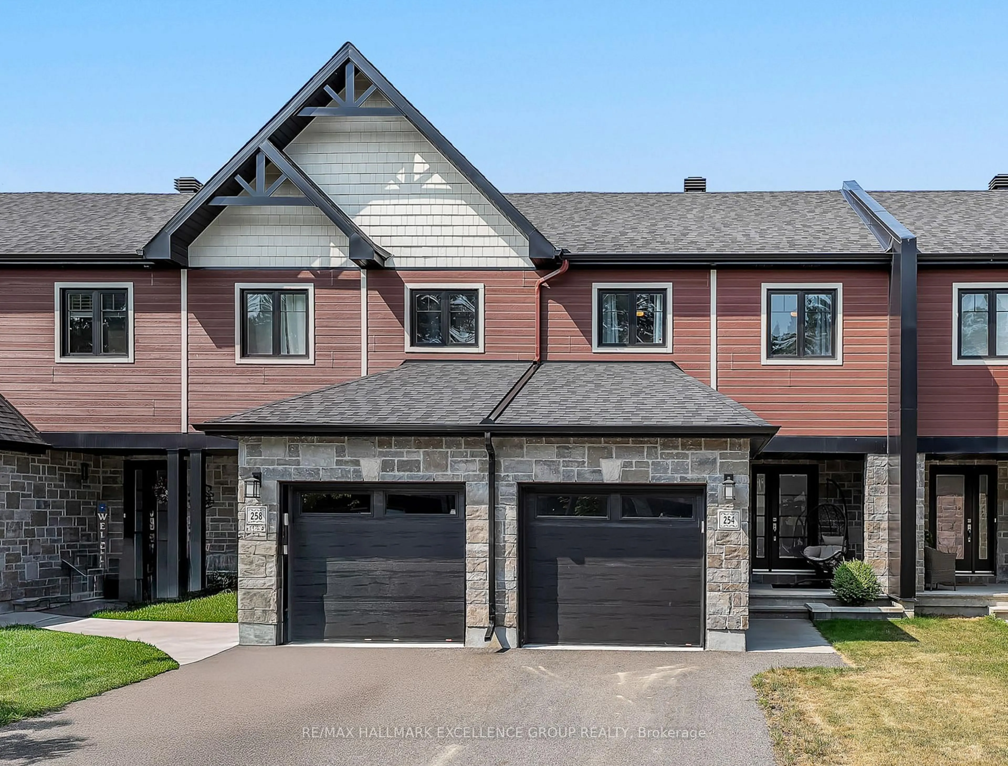 Home with brick exterior material, street for 254 Dion Ave, Clarence-Rockland Ontario K4K 0M2