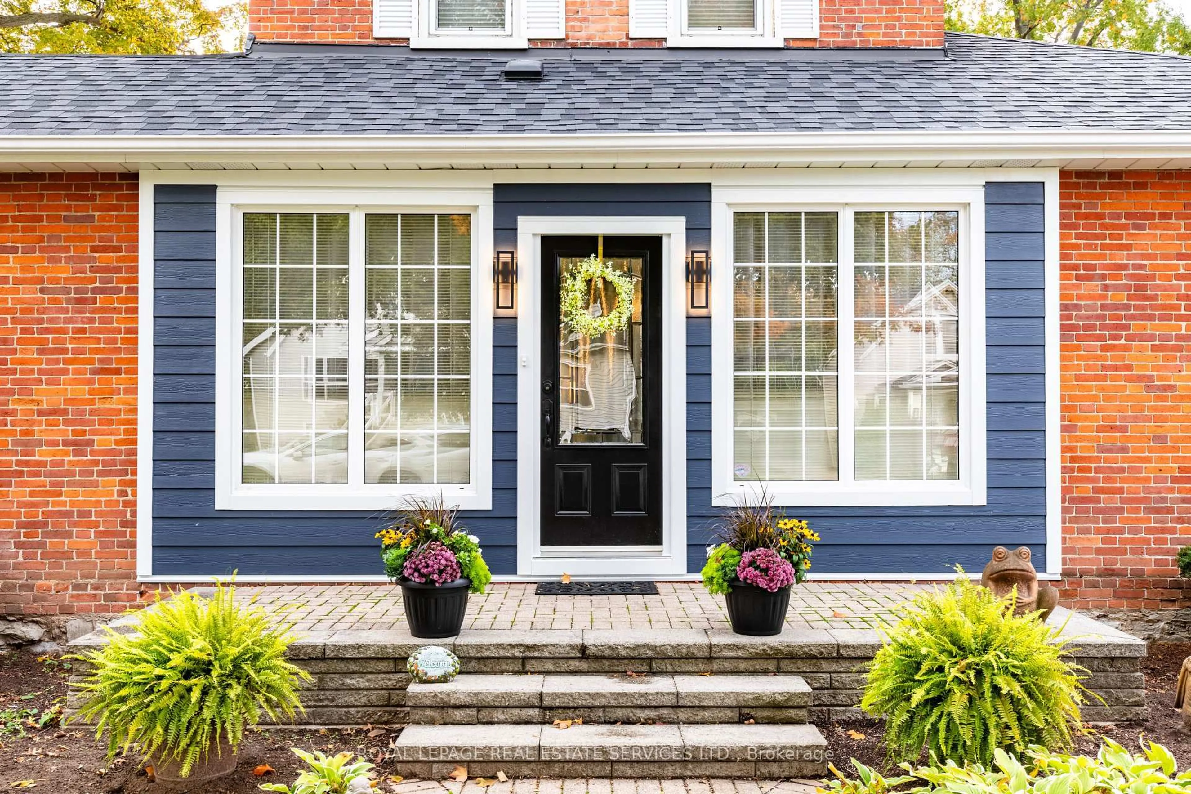 Home with brick exterior material, street for 141 Main St, St. Catharines Ontario L2N 4V6