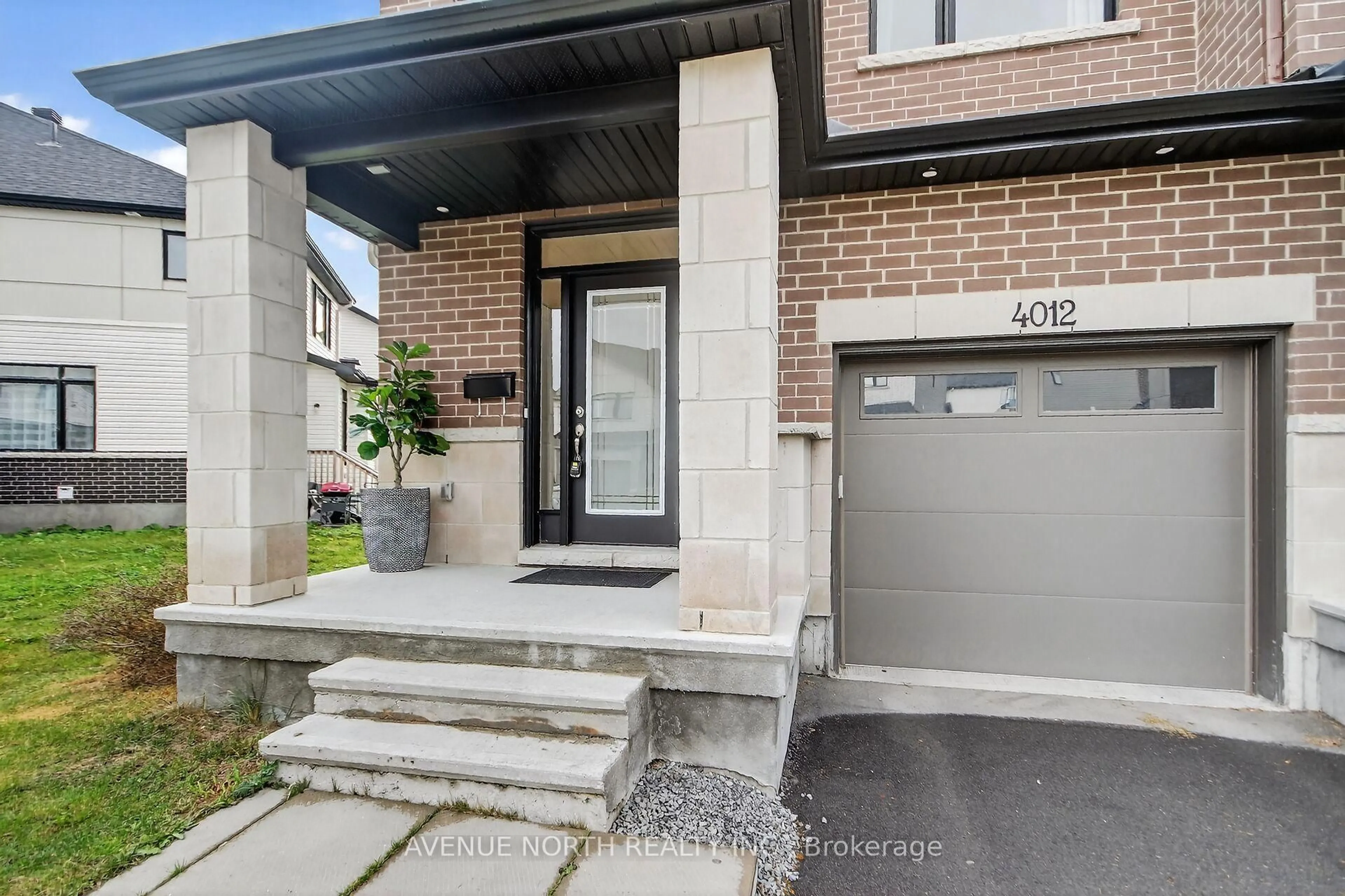 Home with brick exterior material, street for 4012 Jockvale Rd, Ottawa Ontario K2C 3H2