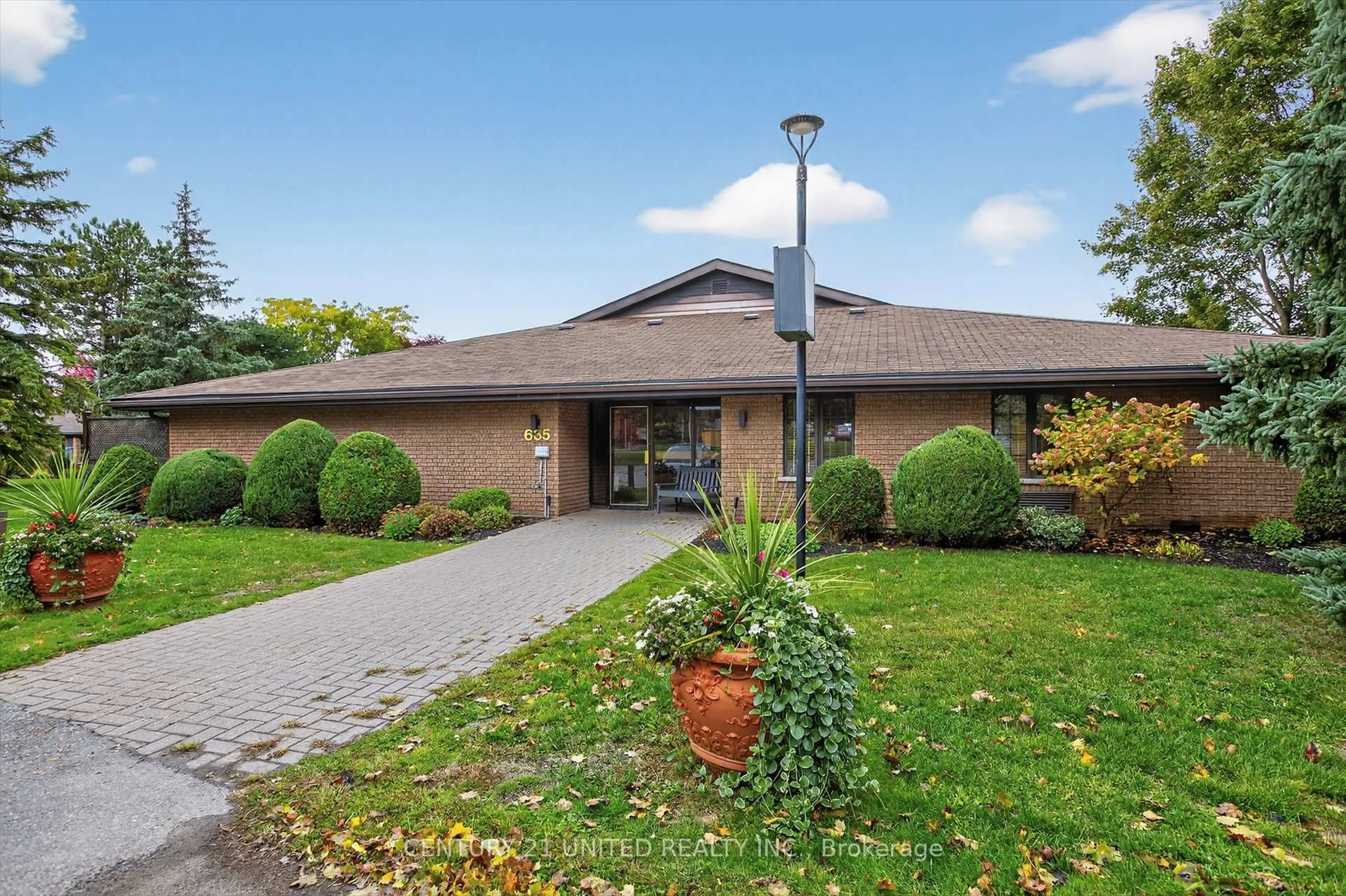 Unknown for 635 Whitaker St #8, Peterborough Ontario K9H 7L5