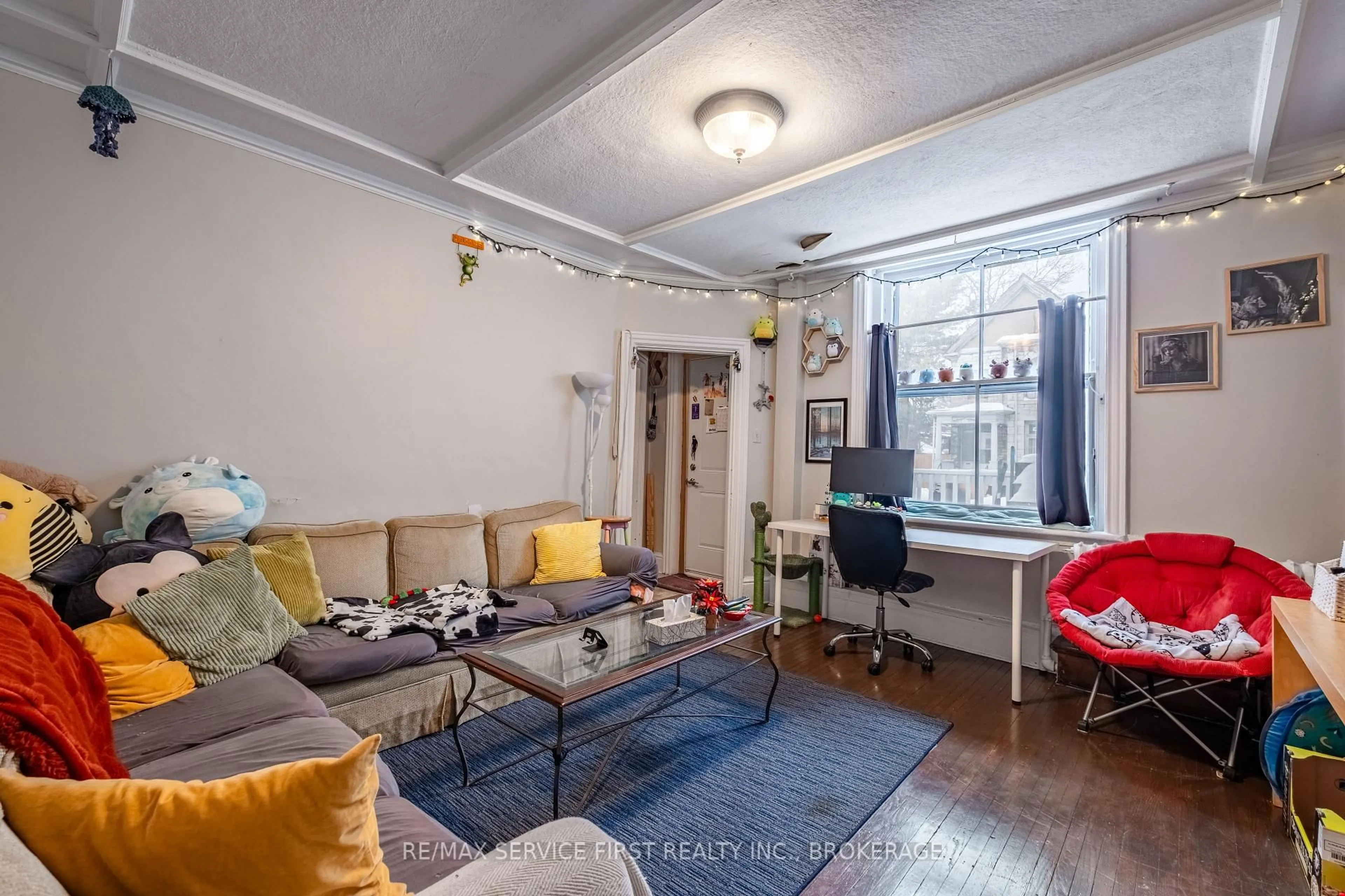 Living room with furniture, unknown for 94 Sydenham St, Kingston Ontario K7L 3H4