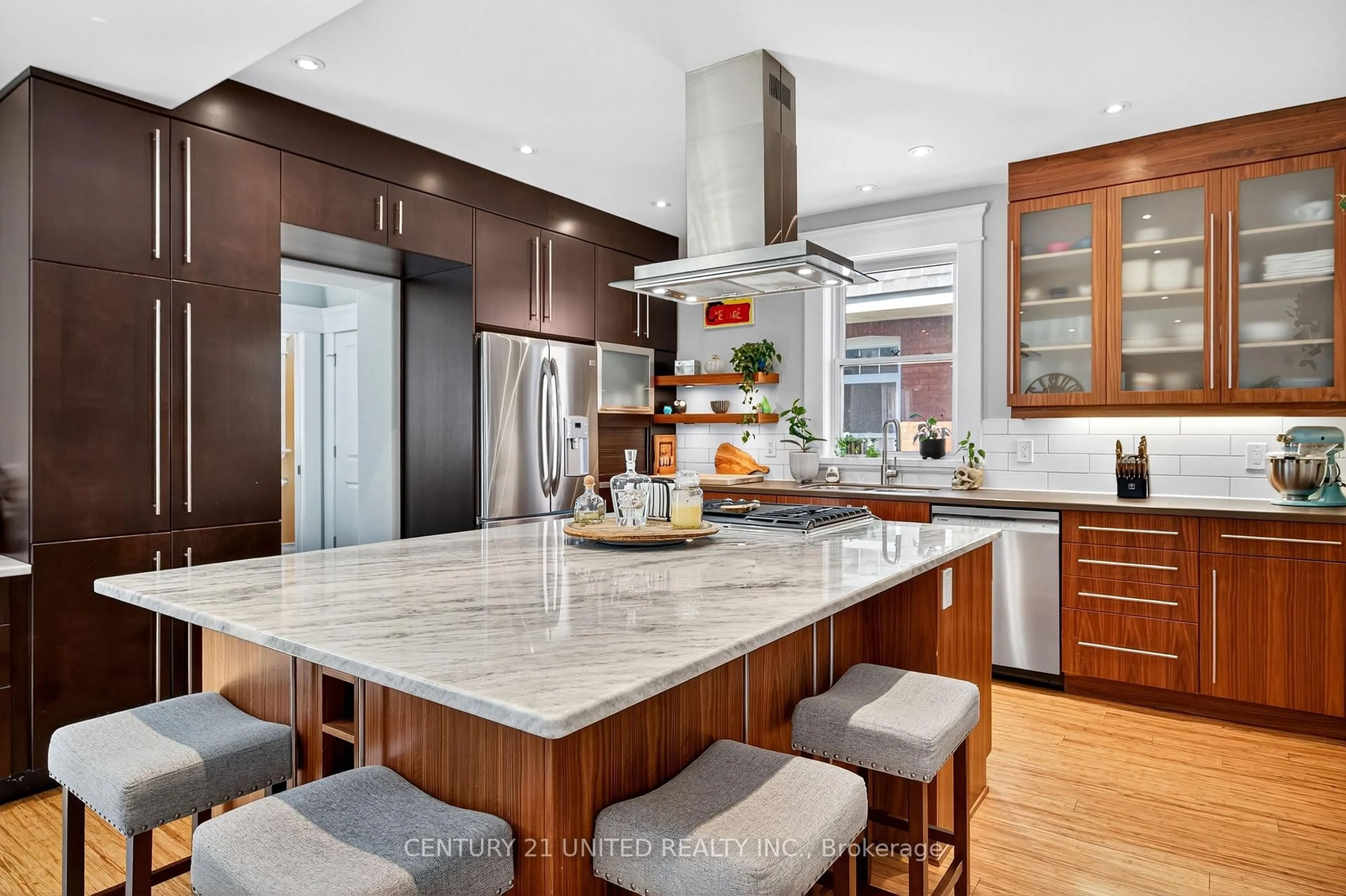 Contemporary kitchen, ceramic/tile floor for 317 Margaret Ave, Peterborough Ontario K9J 5H1