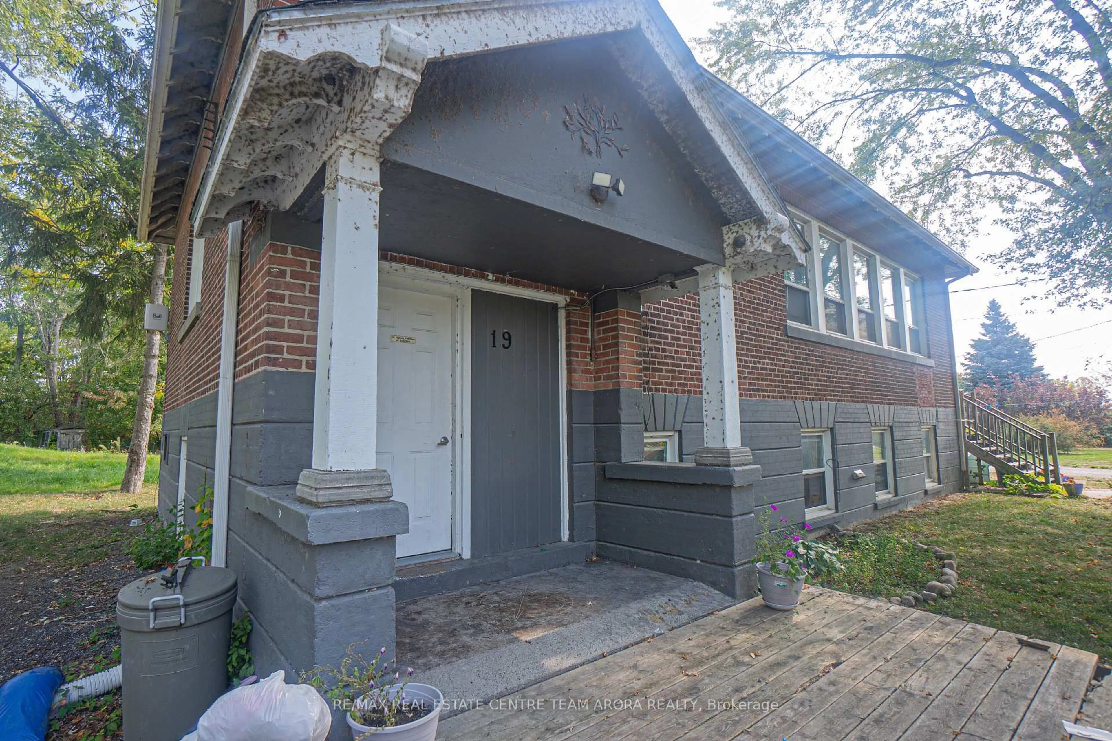 Home with brick exterior material, street for 19 QUINTE VIEW Dr, Quinte West Ontario K8V 5P5