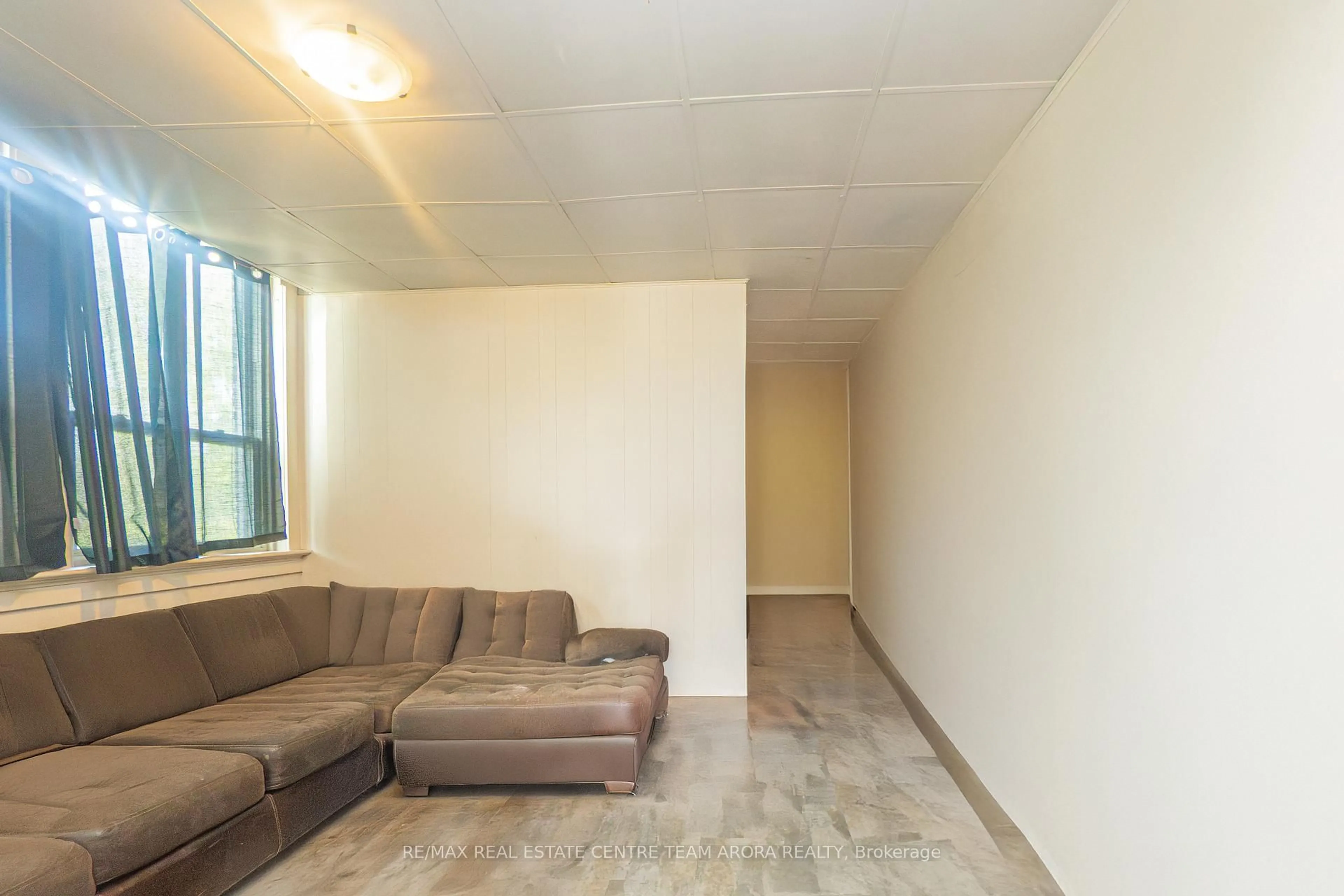 A pic of a room for 19 QUINTE VIEW Dr, Quinte West Ontario K8V 5P5