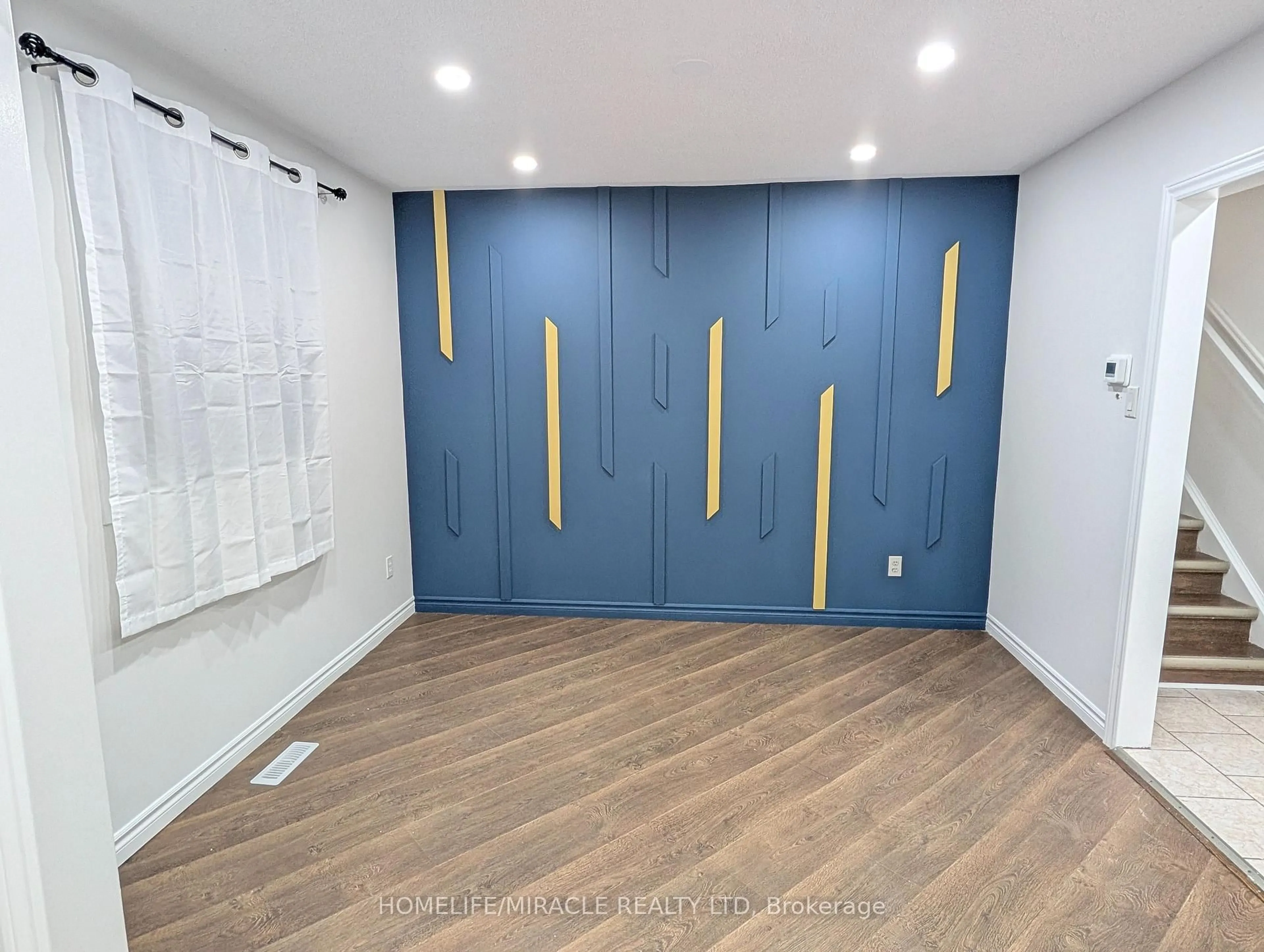 A pic of a room for 699 Classic Dr, London East Ontario N6W 5X1