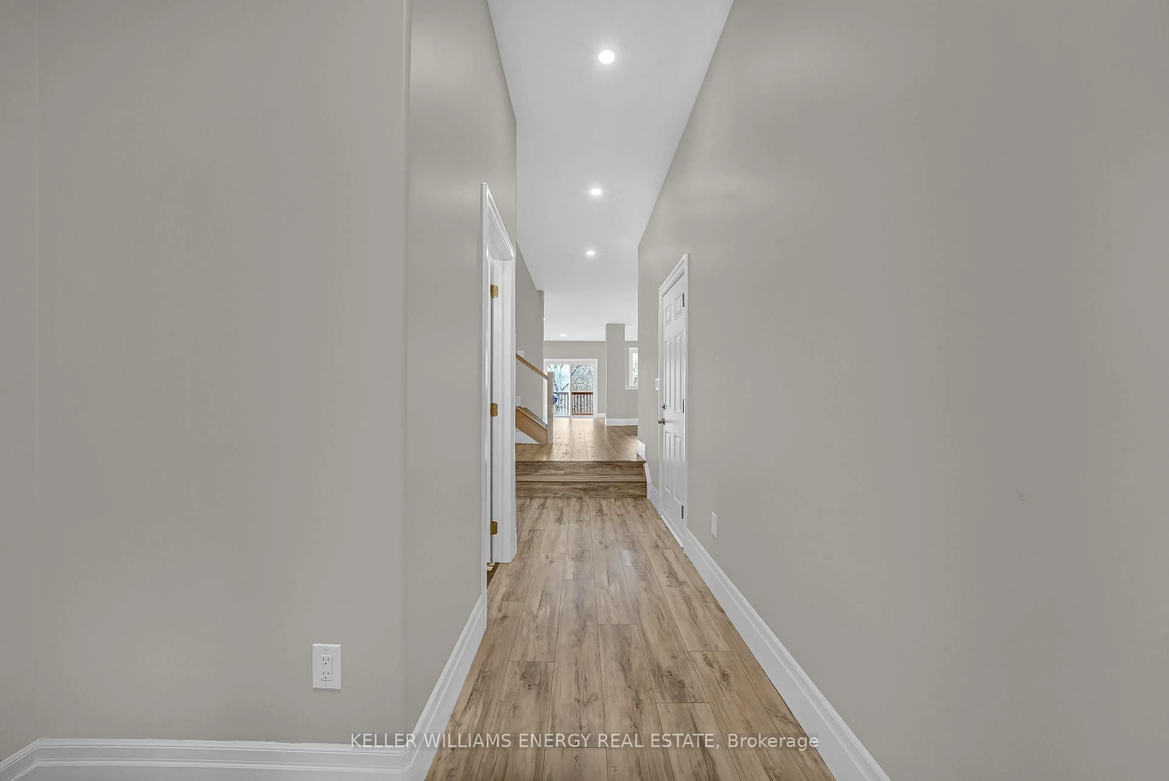 Indoor entryway for 75 Markland Ave, Prince Edward County Ontario K0K 2T0
