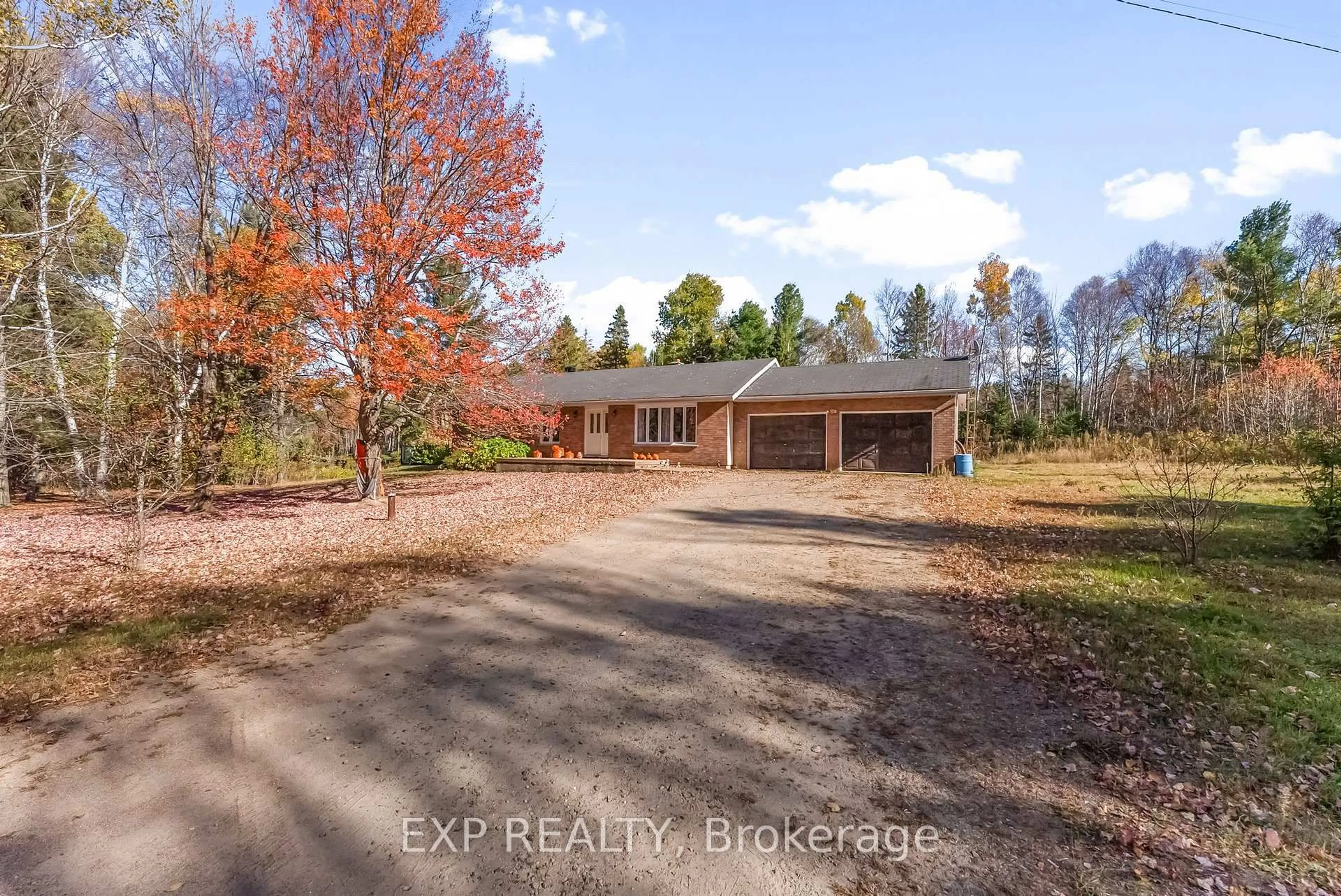 A pic from outside/outdoor area/front of a property/back of a property/a pic from drone, unknown for 91 Hillcrest Ave, Wilno Ontario K0J 2N0