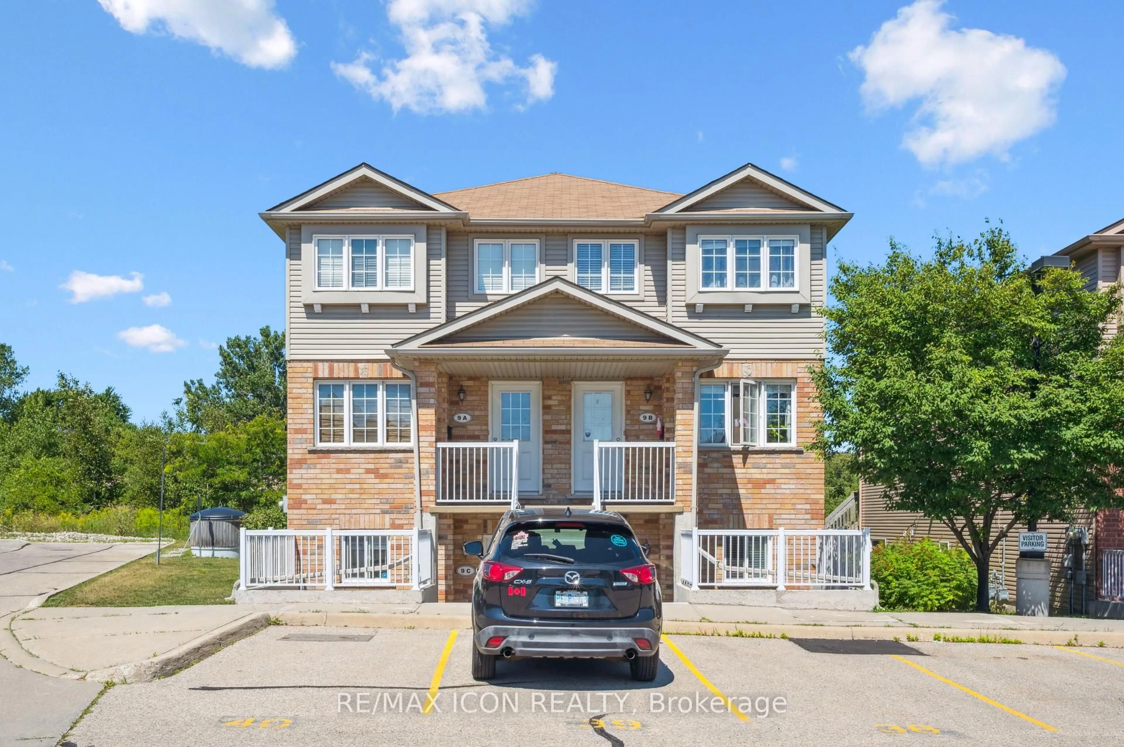 Unknown for 50 Howe Dr #9D, Kitchener Ontario N2E 0A3