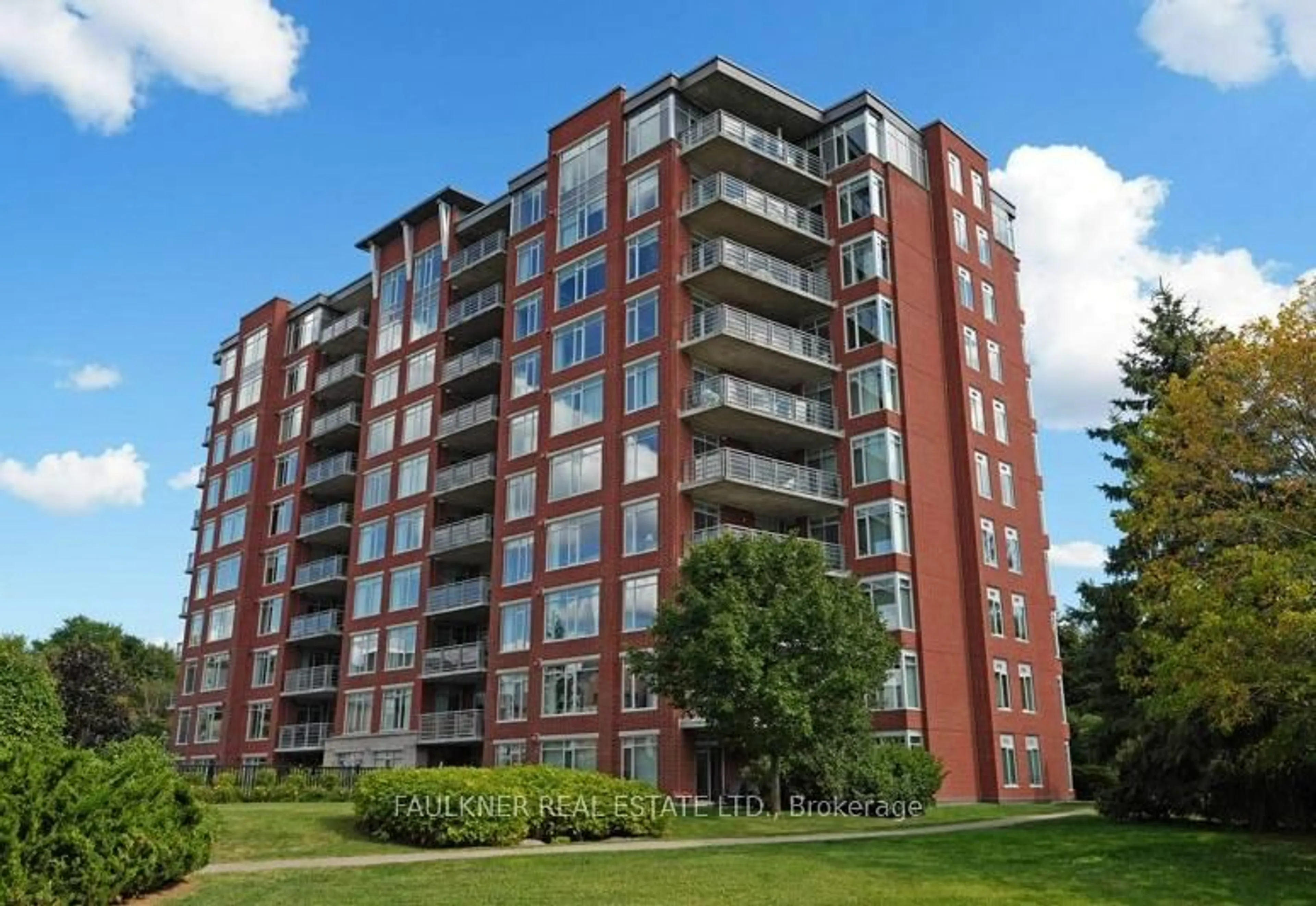 Unknown for 136 Darlington Private #1106, Ottawa Ontario K1V 0X6