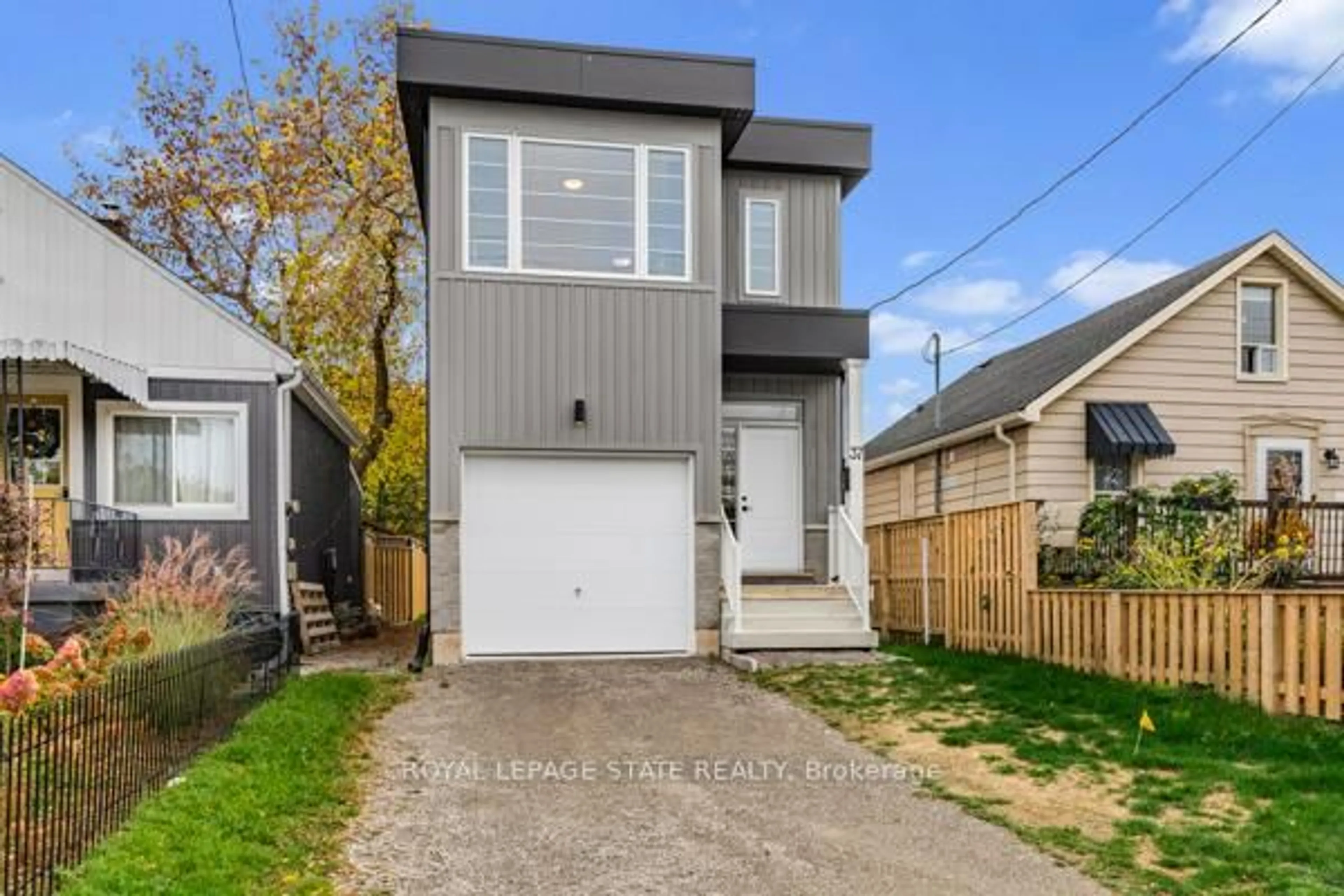 Unknown for 37 Delena Ave, Hamilton Ontario L9H 1B7