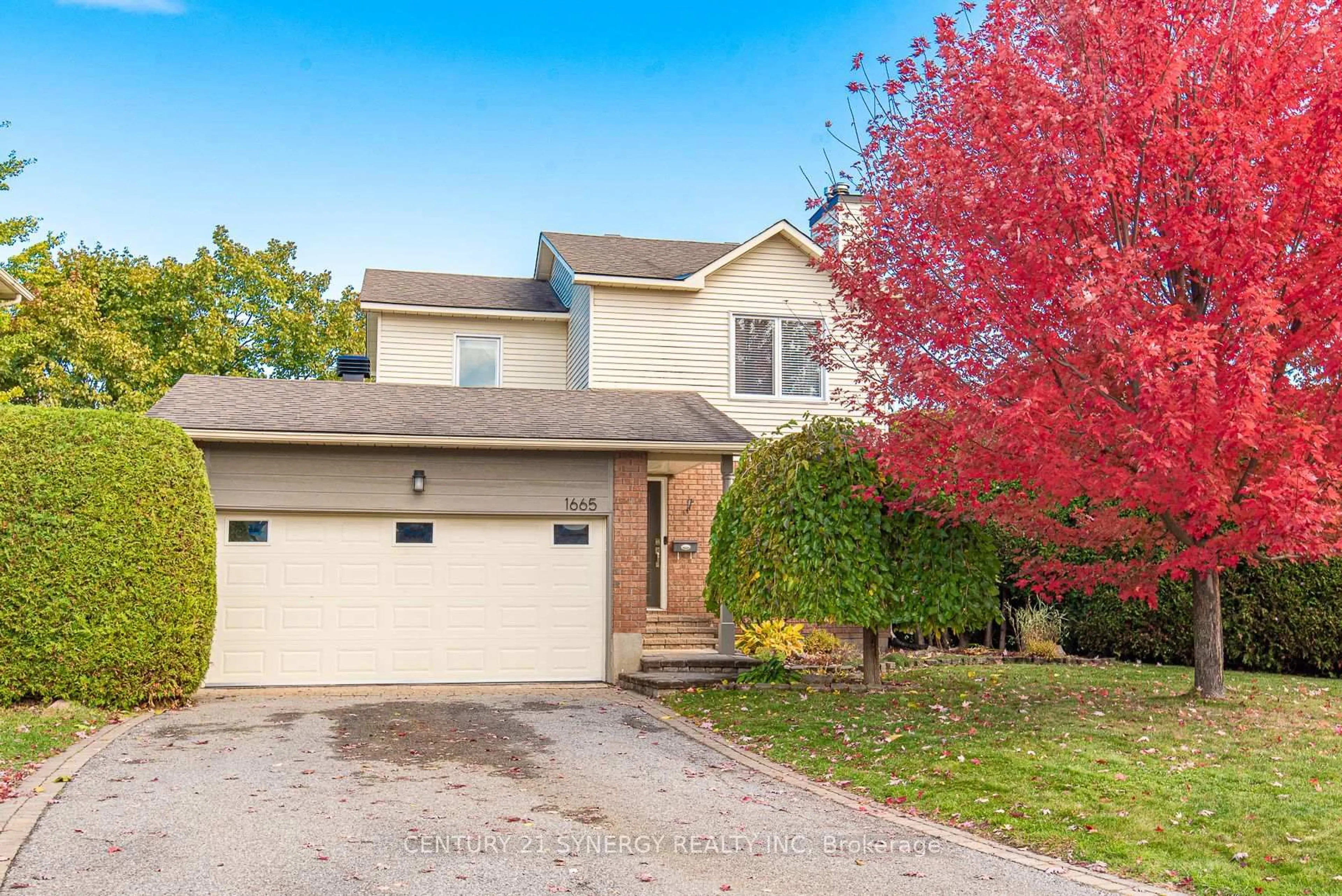 Unknown for 1665 Champneuf Dr, Orleans Ontario K1C 4V3