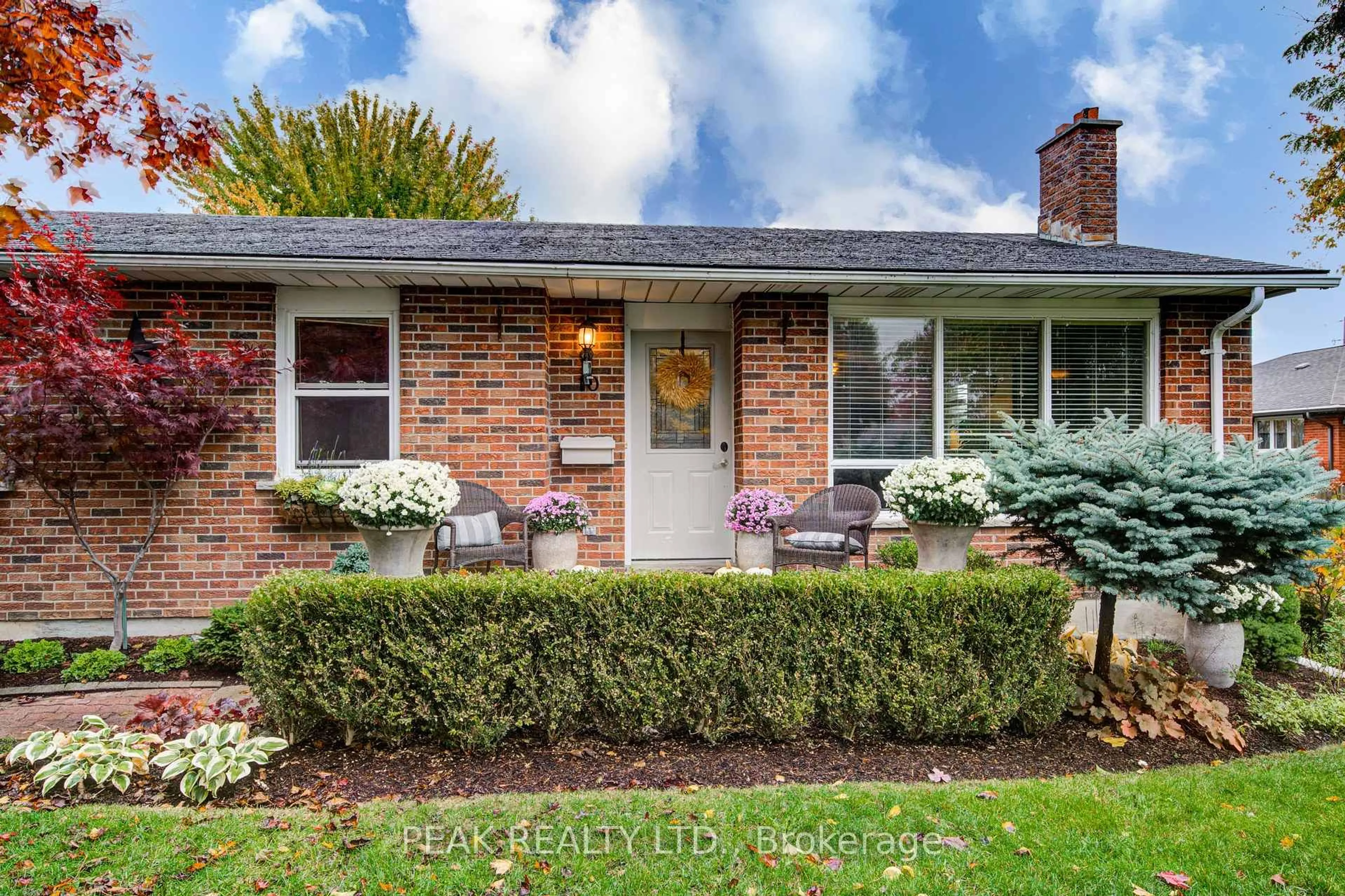 Home with brick exterior material, street for 10 Victoria St, East Zorra-Tavistock Ontario N0B 2R0