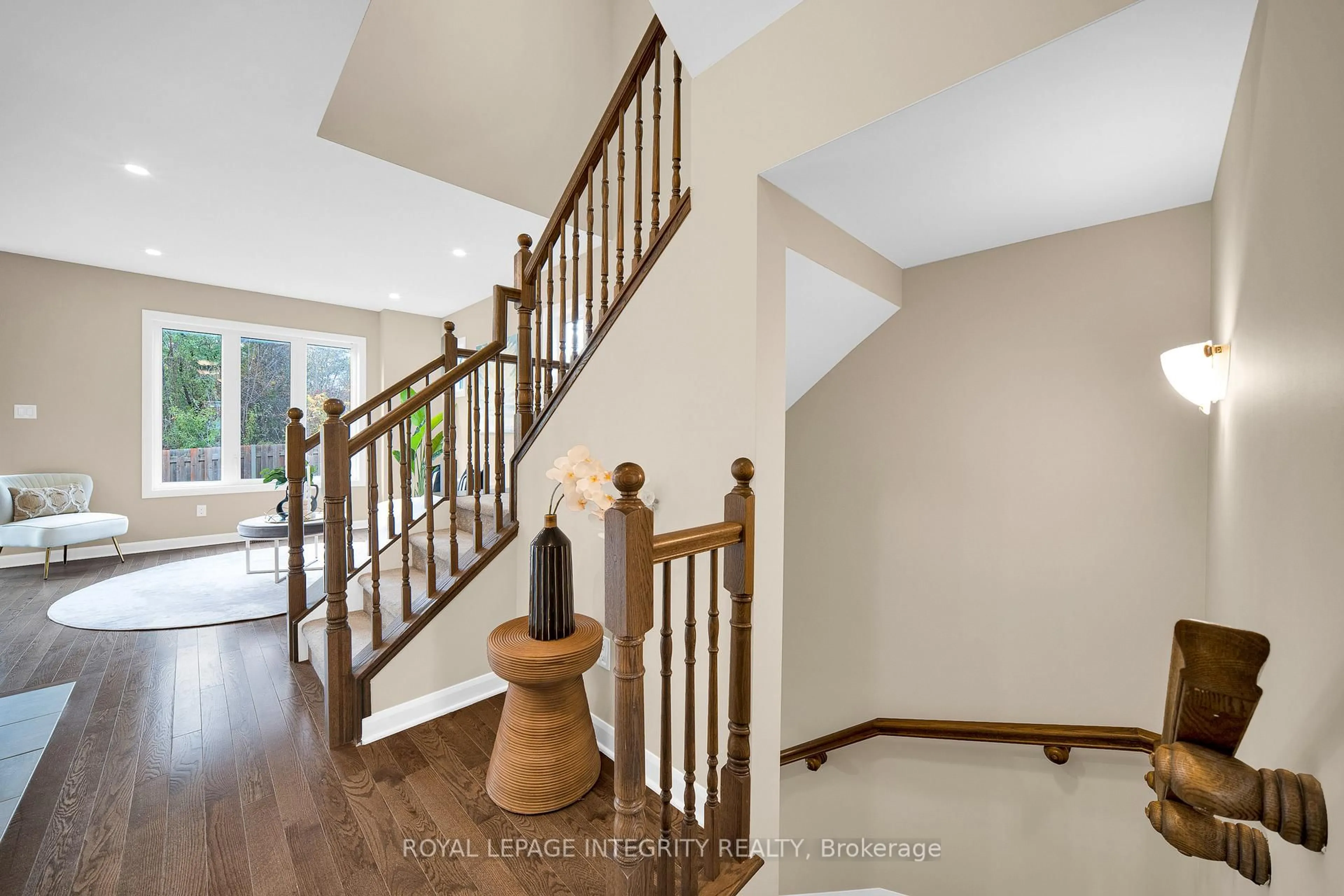 Unknown for 210 Geyser Pl, Ottawa Ontario K2J 6P1
