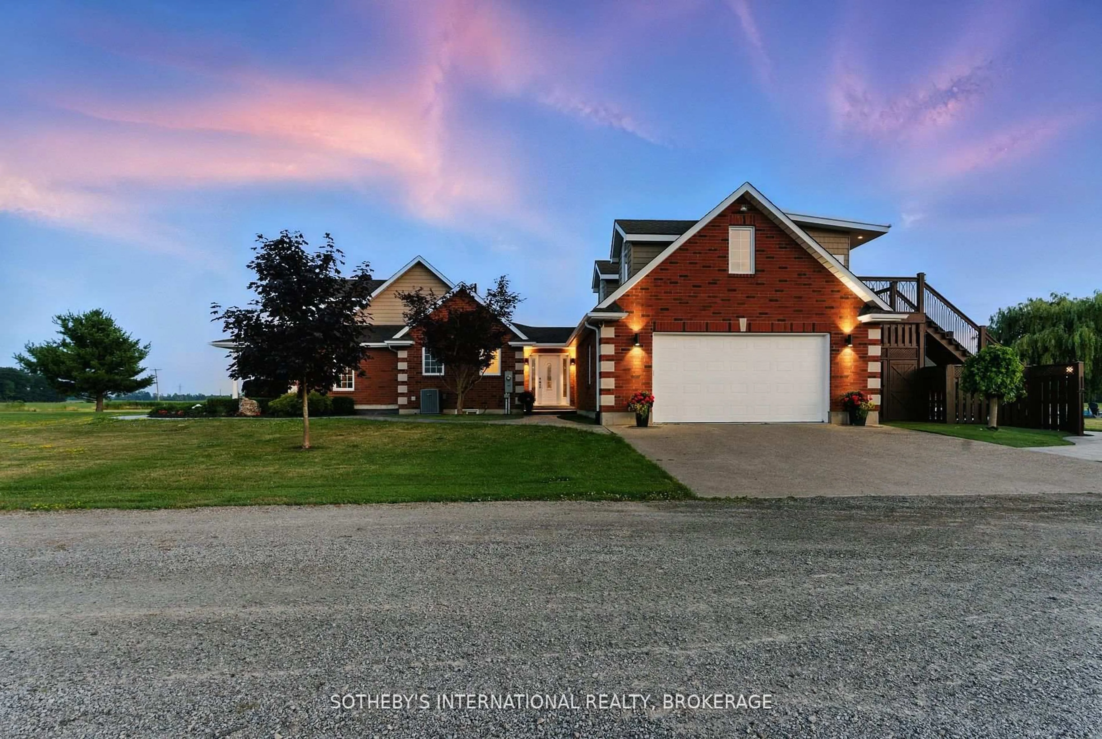 Home with brick exterior material, street for 551 Darby Rd, Welland Ontario L0S 1K0