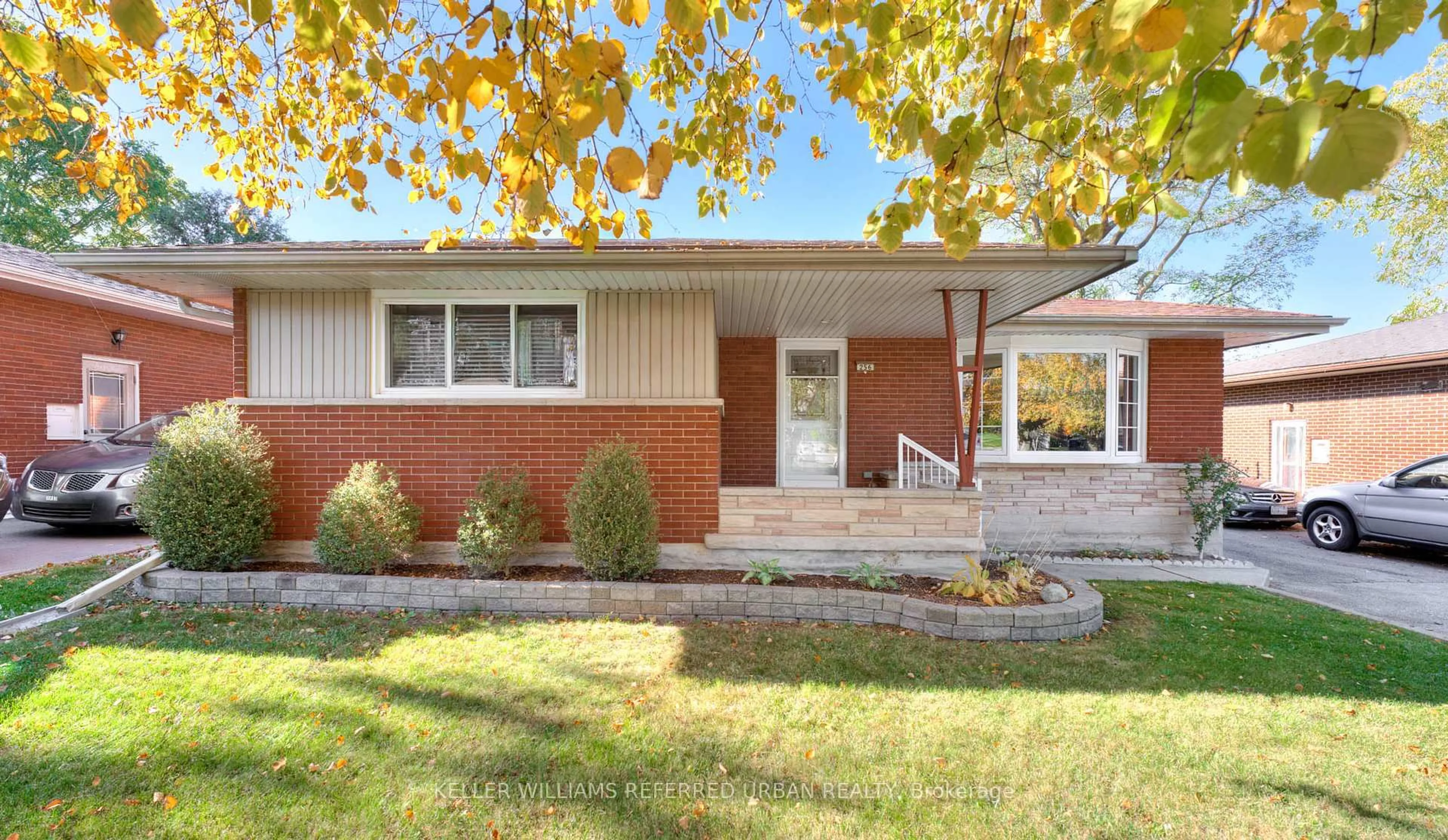 Home with brick exterior material, street for 256 Erb St, Cambridge Ontario N3H 4G3
