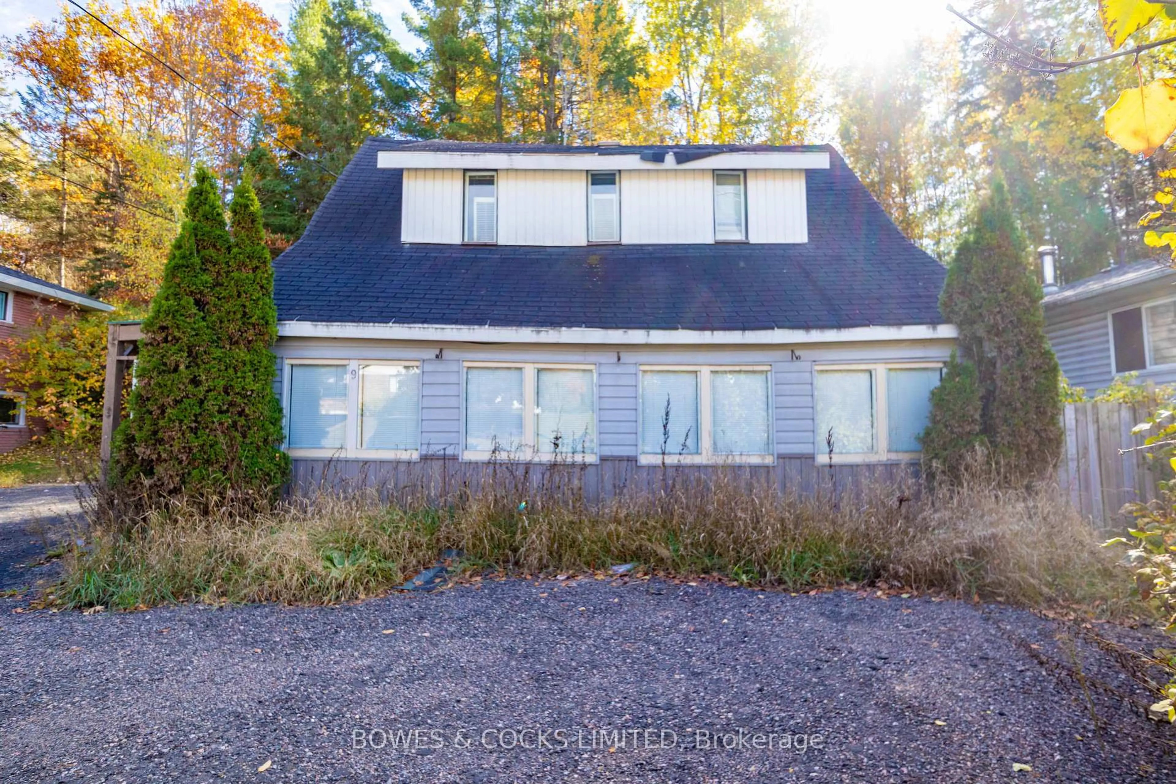 A pic from outside/outdoor area/front of a property/back of a property/a pic from drone, building for 9 Monck St, Bancroft Ontario K0L 1C0