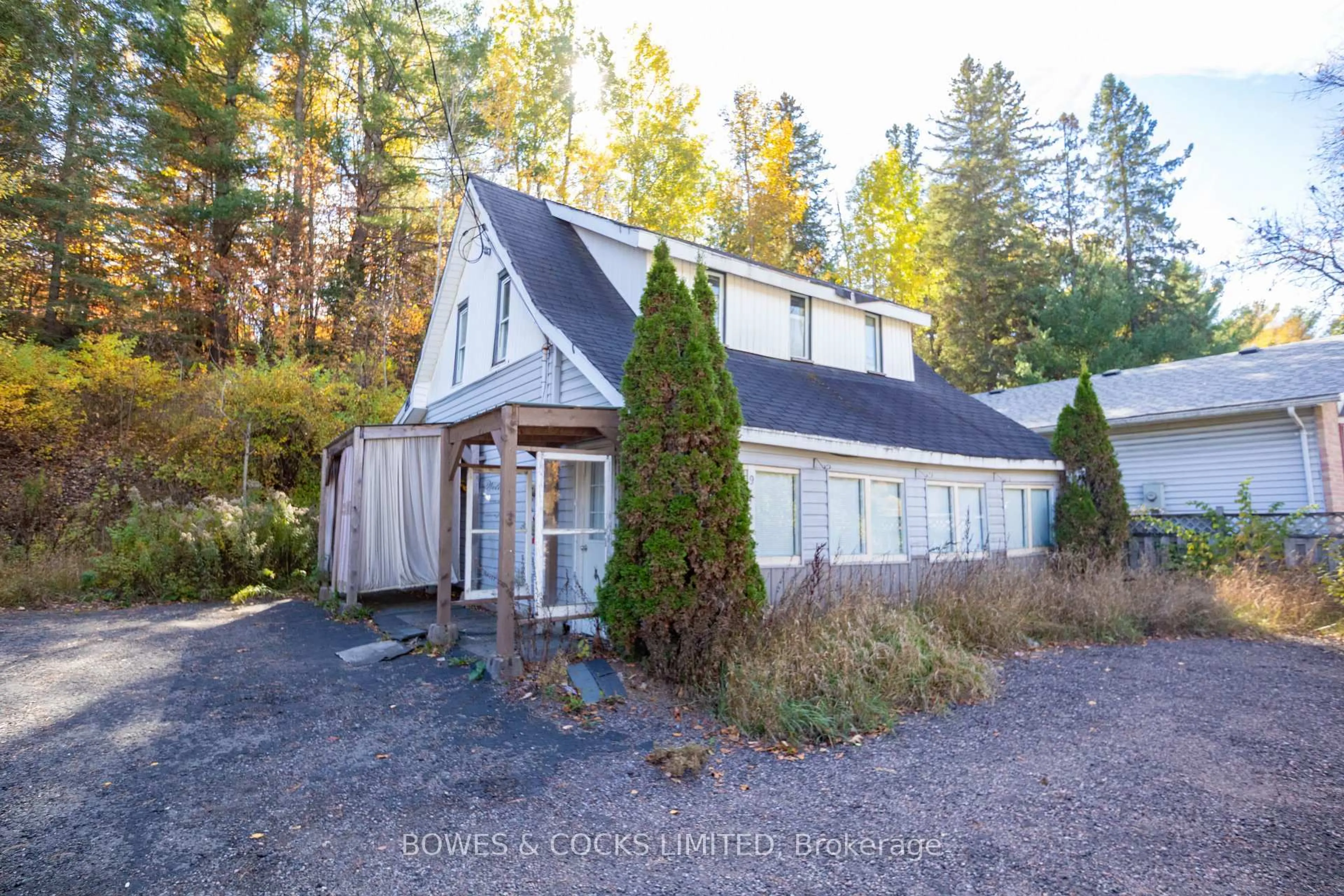 A pic from outside/outdoor area/front of a property/back of a property/a pic from drone, unknown for 9 Monck St, Bancroft Ontario K0L 1C0