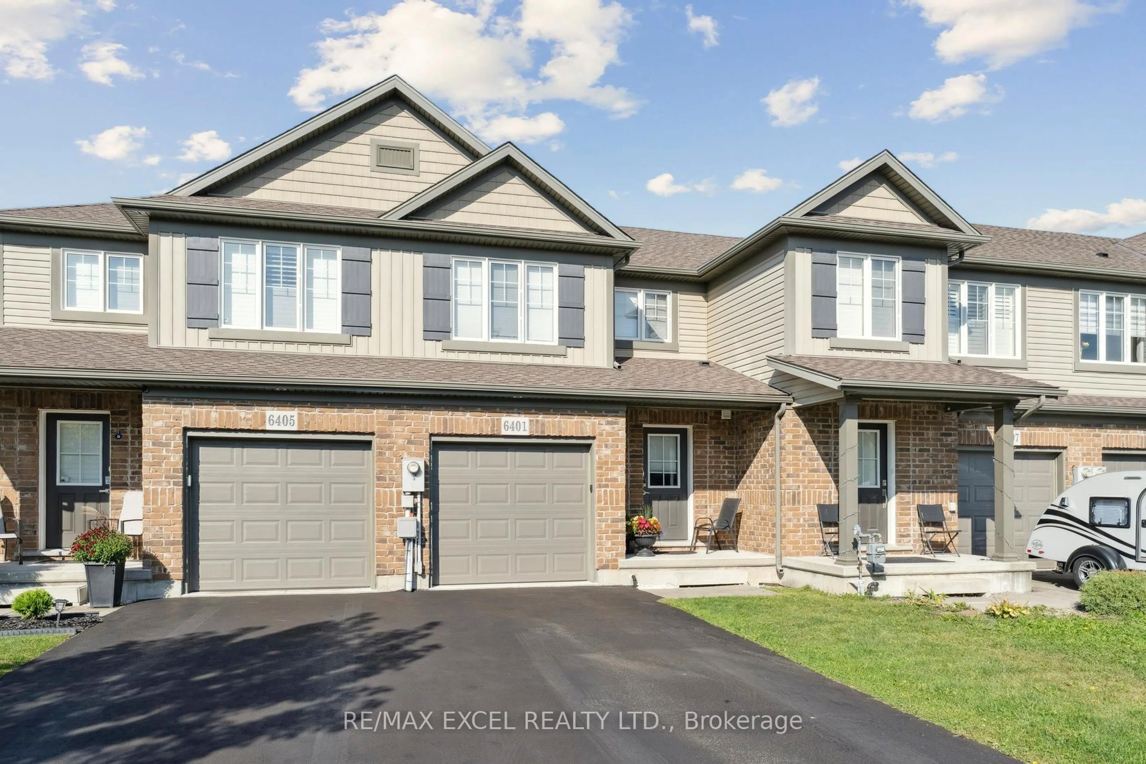 Home with brick exterior material, street for 6401 Shapton Cres, Niagara Falls Ontario L2H 0L8