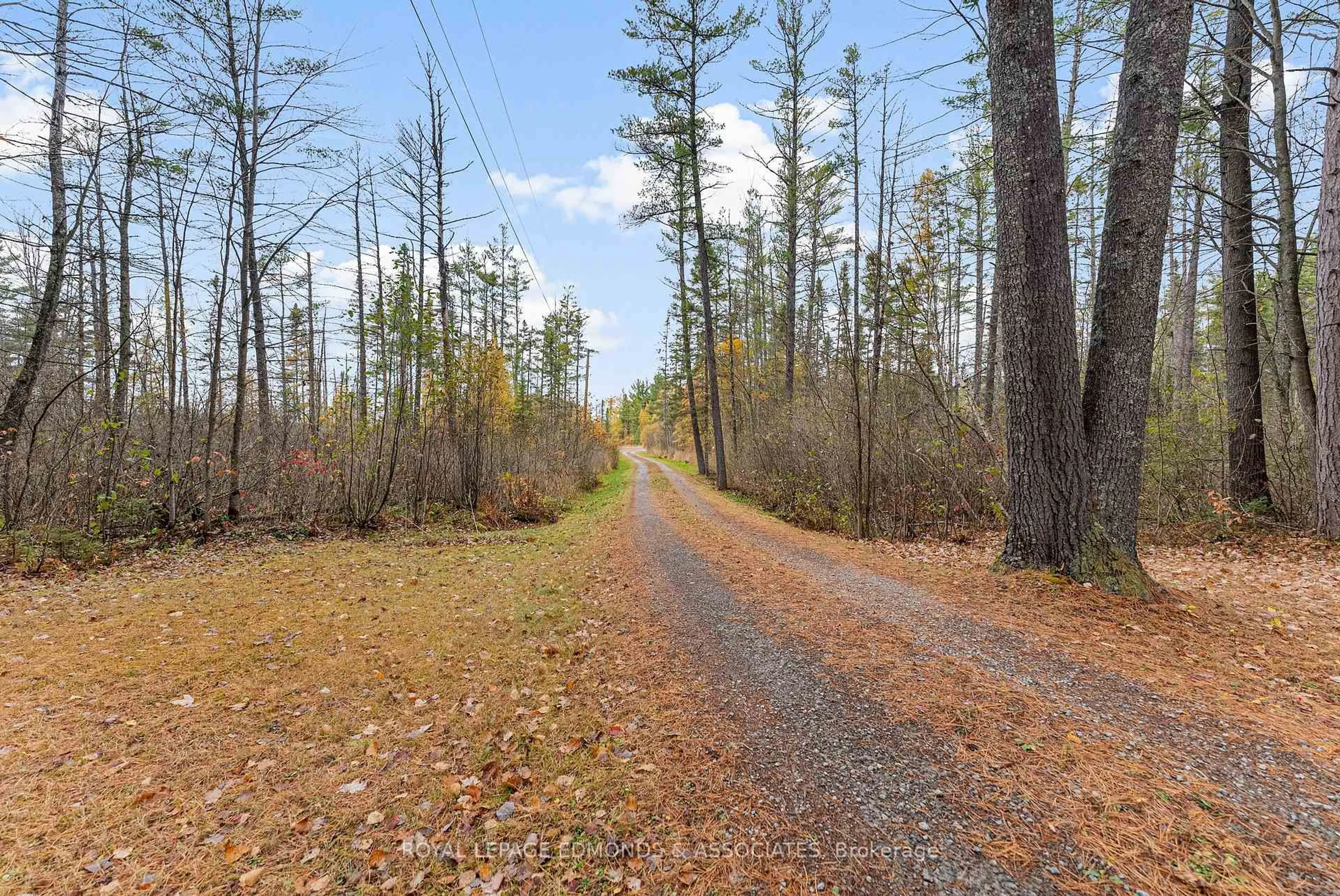 Unknown for 725 Marsh Rd, Pembroke Ontario K8A 6W4