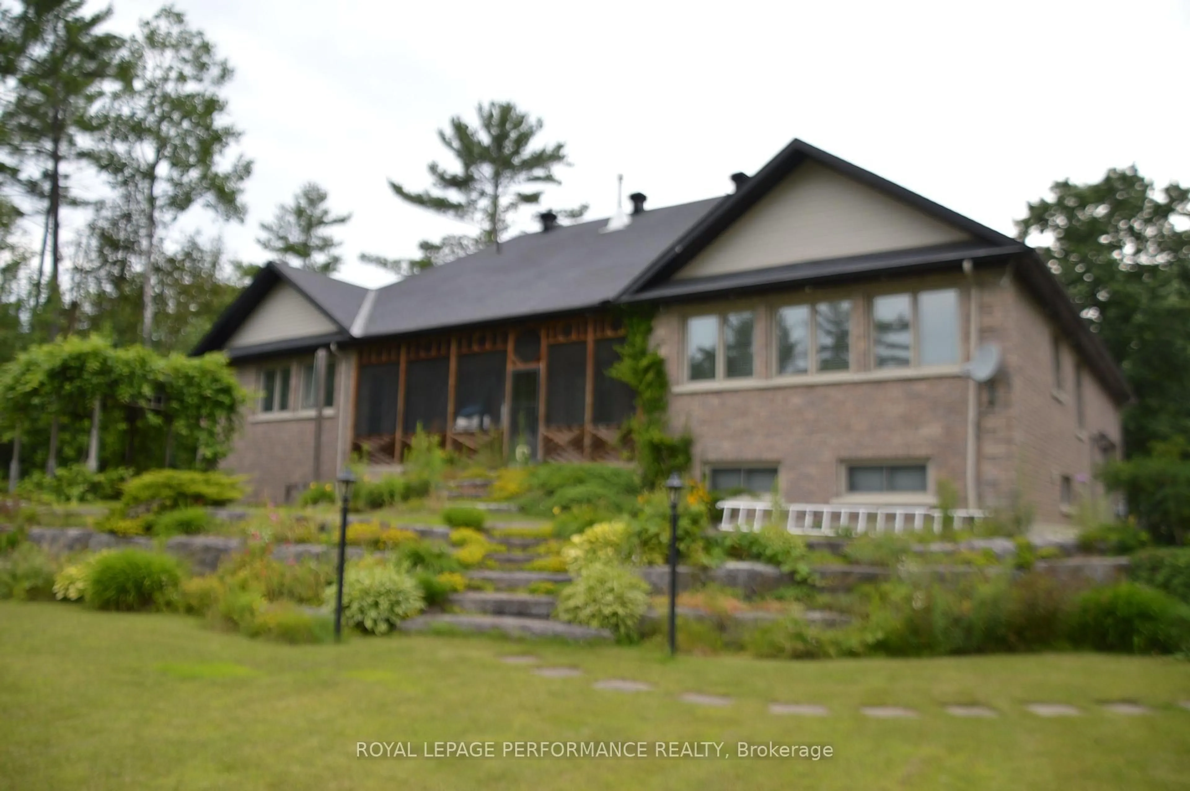 Unknown for 78 Eileen St, Pembroke Ontario K8A 6W2