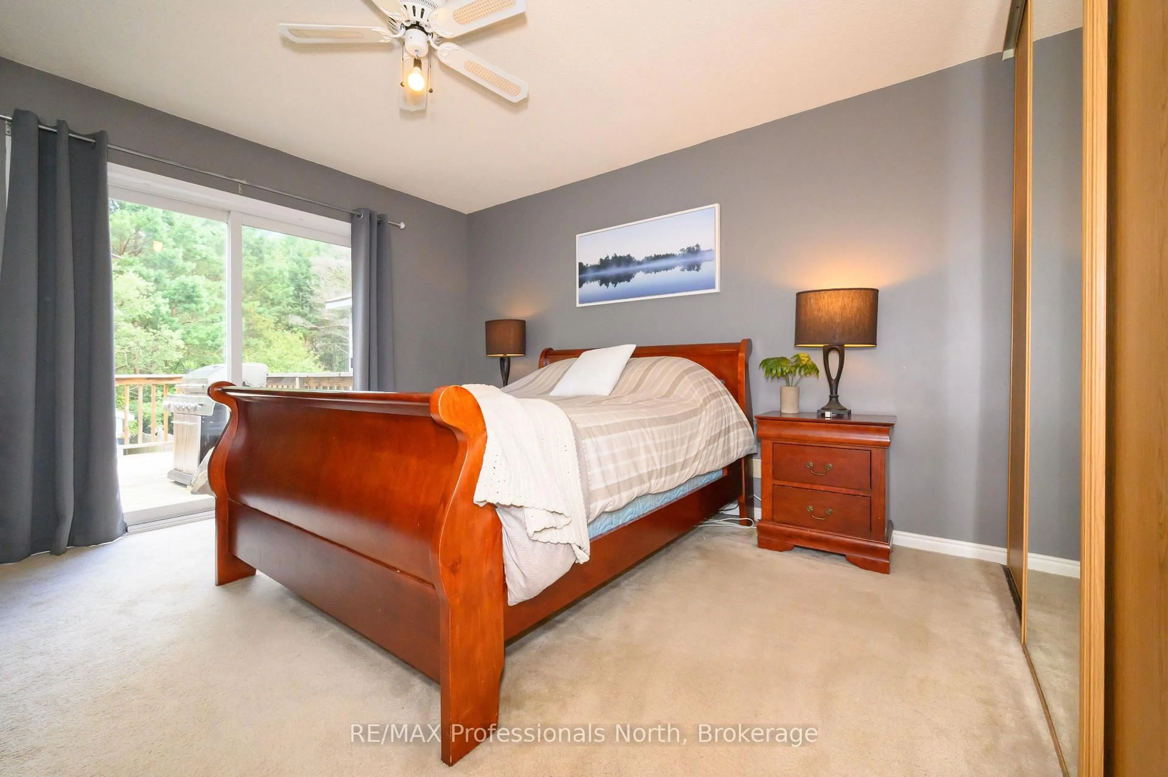 Bedroom with bed, unknown for 30 Sabrina Park Dr, Huntsville Ontario P1H 1L8