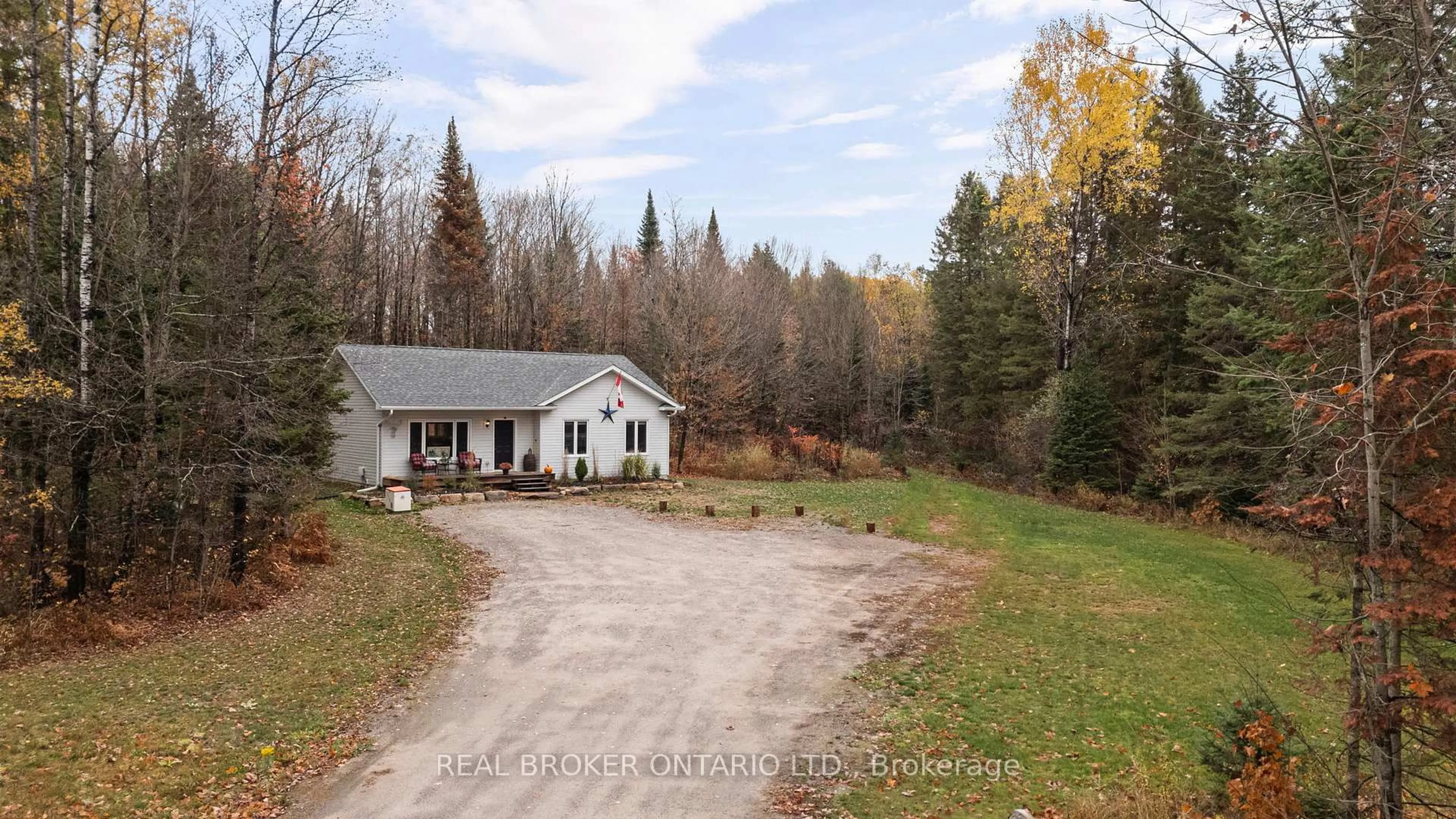 A pic from outside/outdoor area/front of a property/back of a property/a pic from drone, unknown for 1402 Queens Line Rd, Minden Hills Ontario K0M 2K0