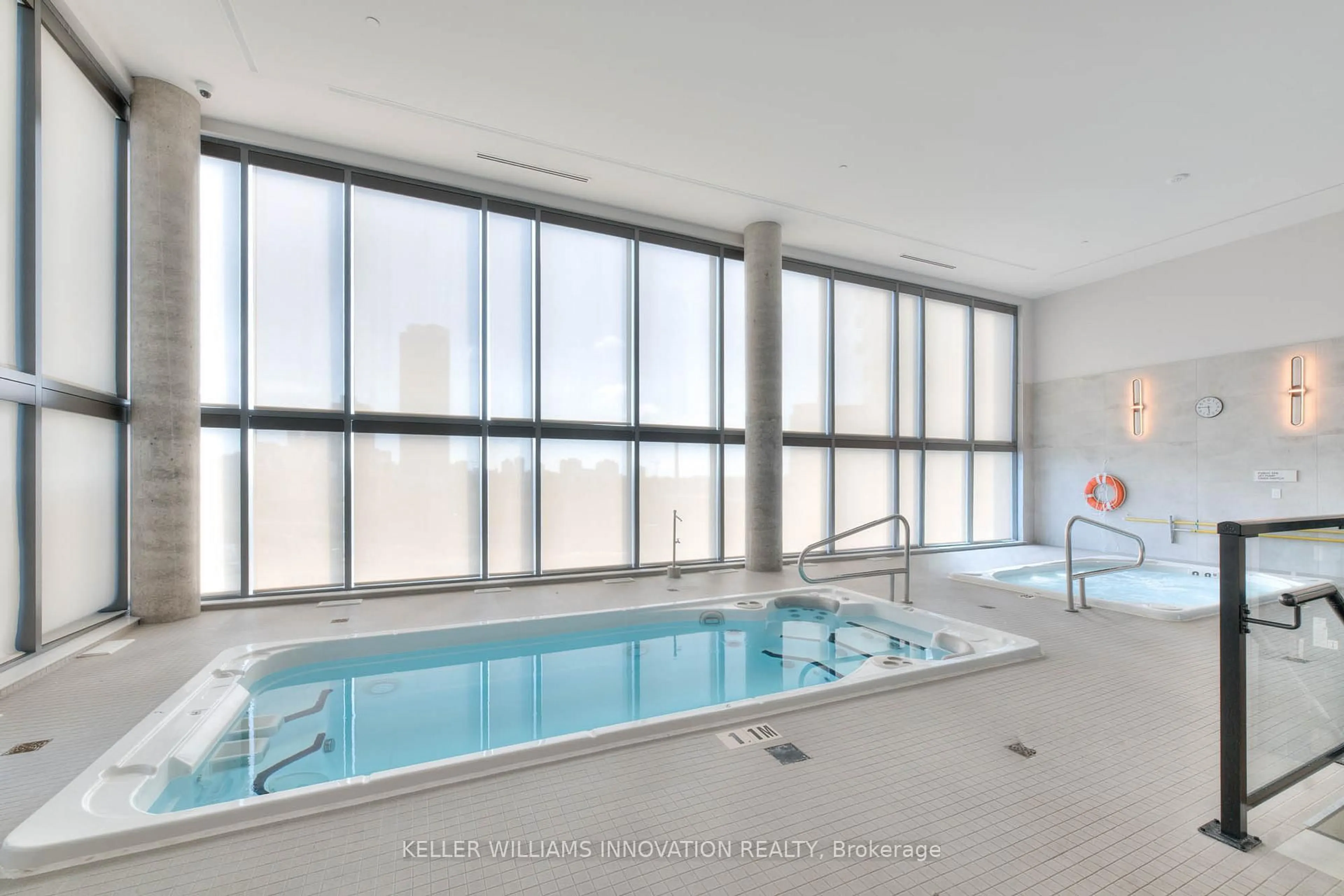 Pool for 25 Wellington St #404, Kitchener Ontario N2G 0G5