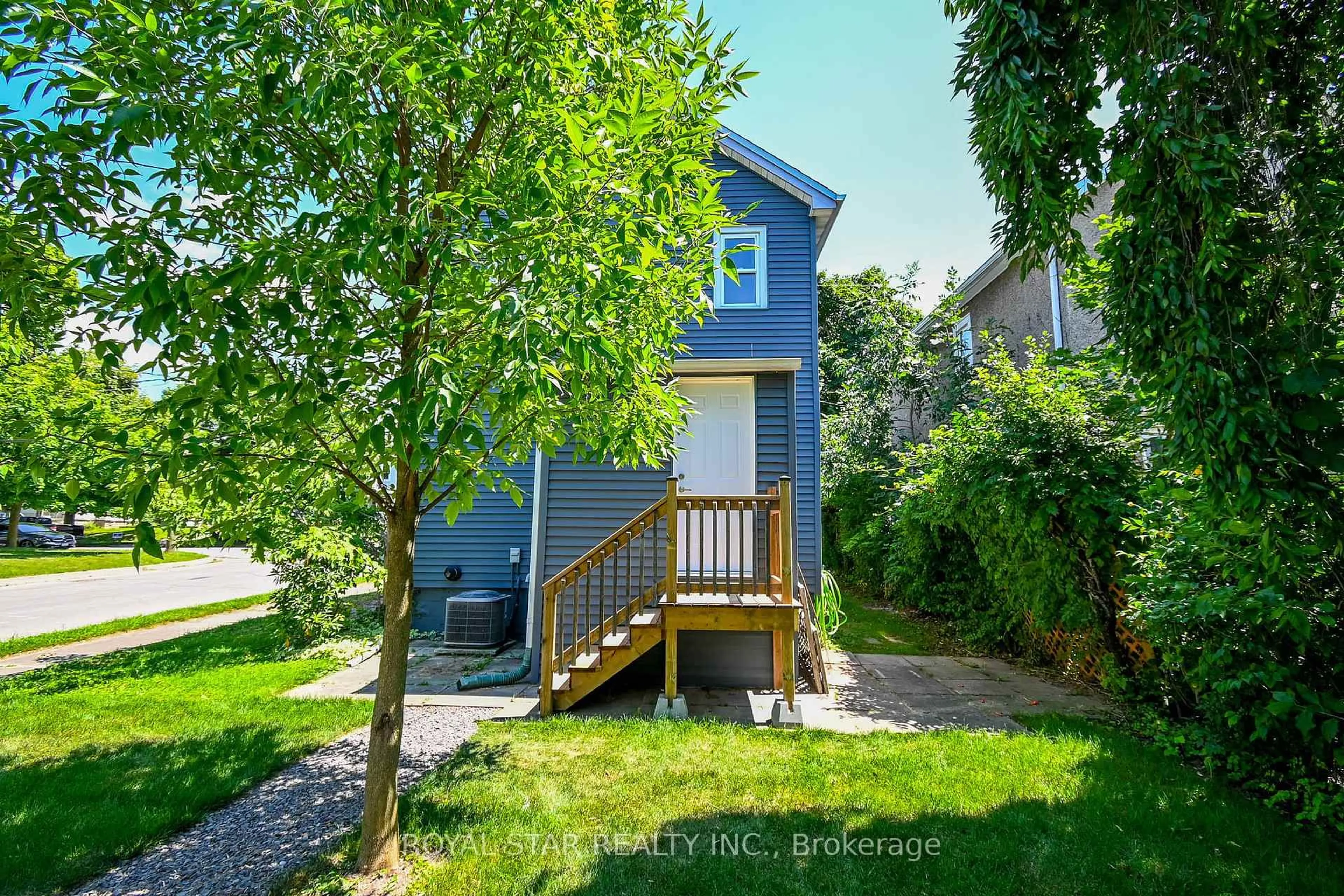 Unknown for 189 Ross St, Welland Ontario L3B 2N1