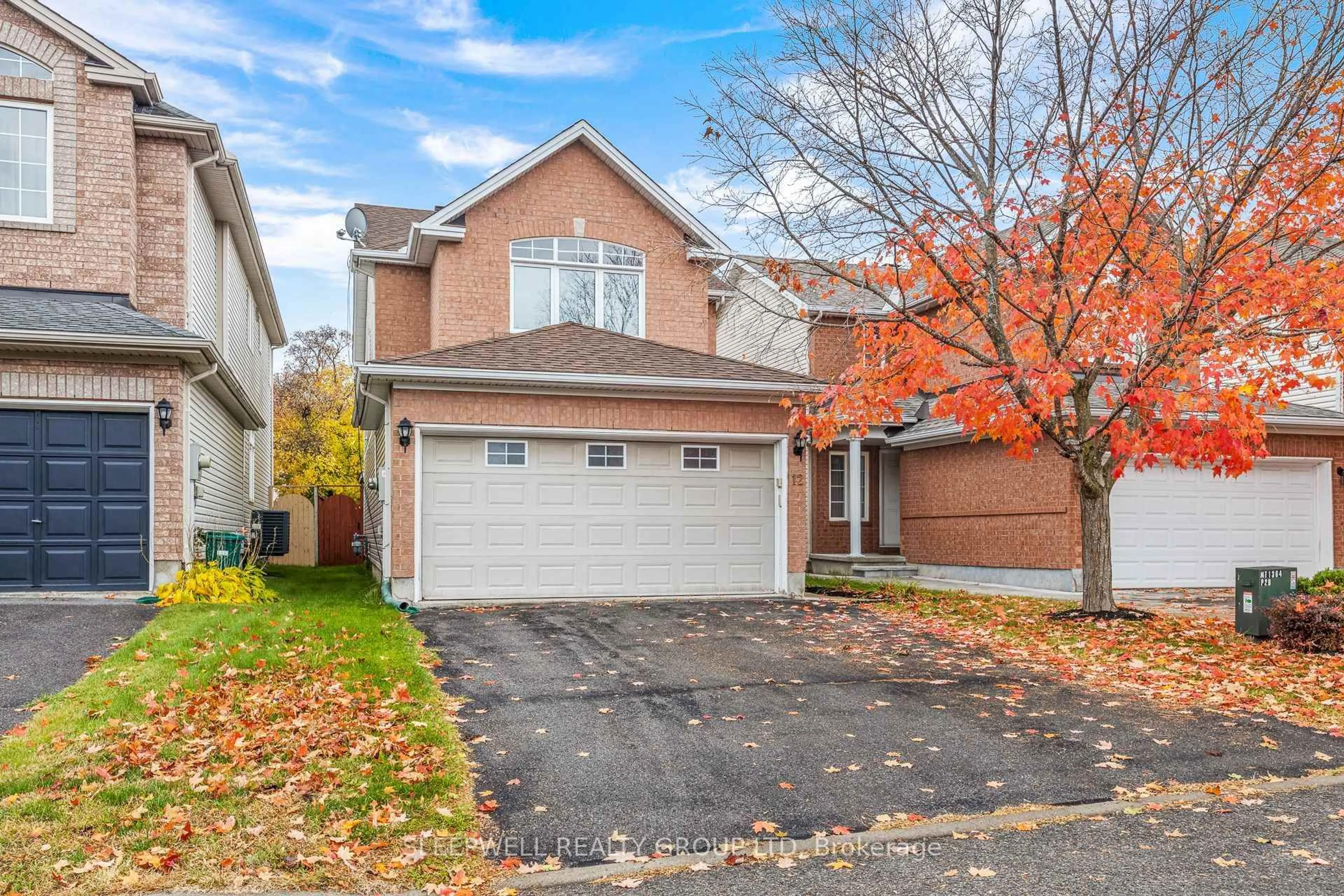 Home with vinyl exterior material, street for 12 Cedar Park St, Ottawa Ontario K2C 4B3