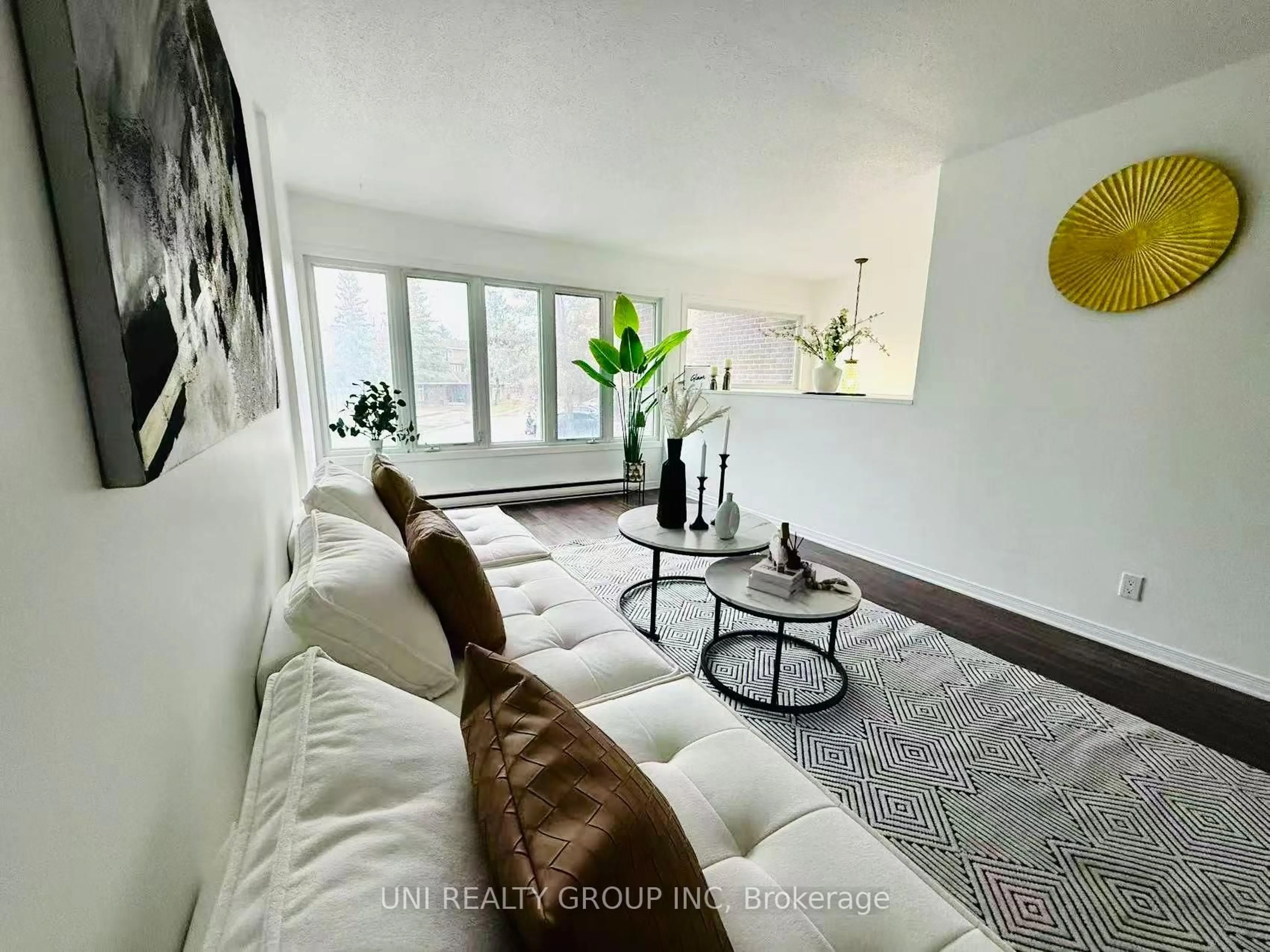 Living room with furniture, unknown for 2064 Eric Cres #77, Ottawa Ontario K1B 4P4