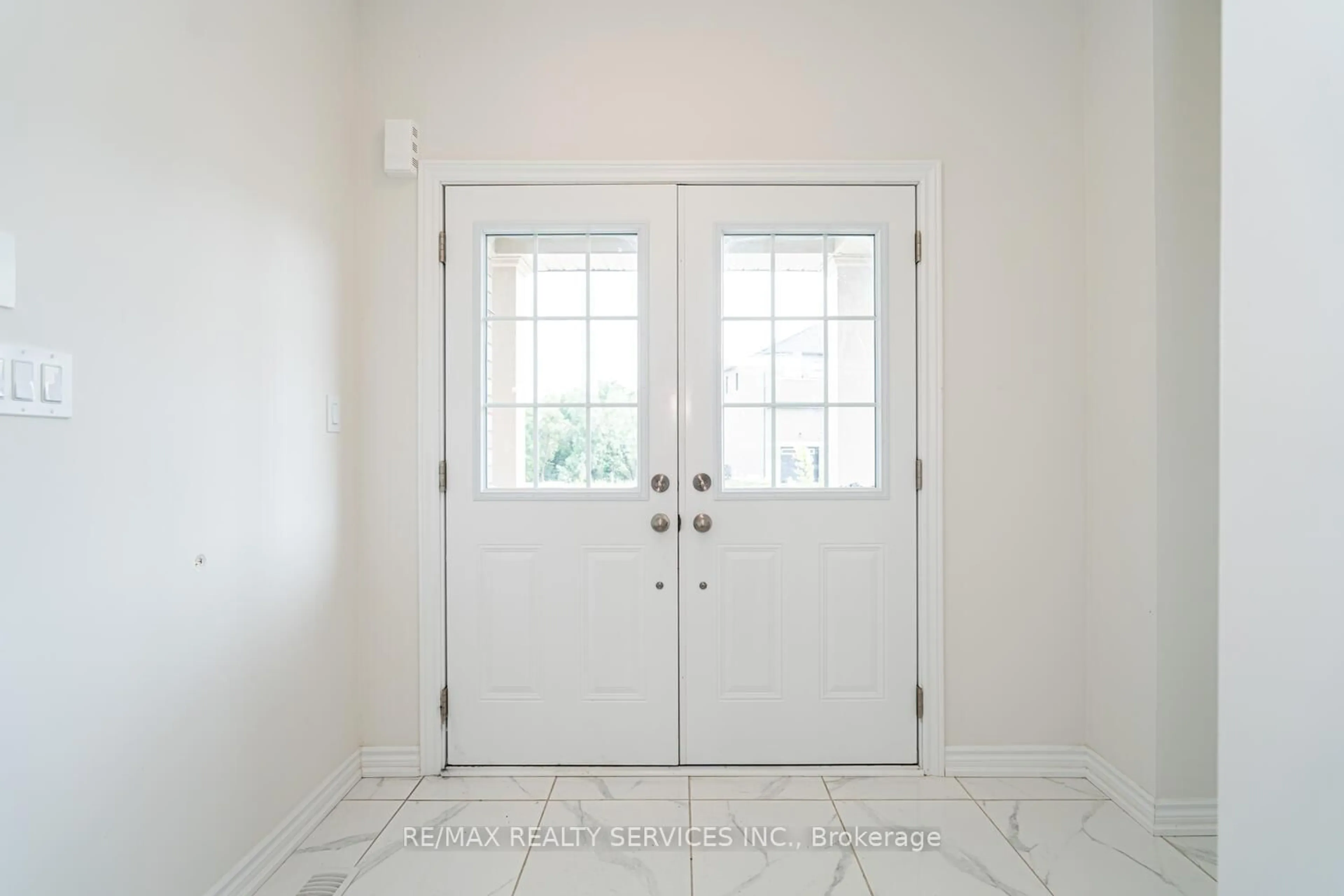 Indoor entryway for 2 Blaney St, Brant Ontario N0E 1N0