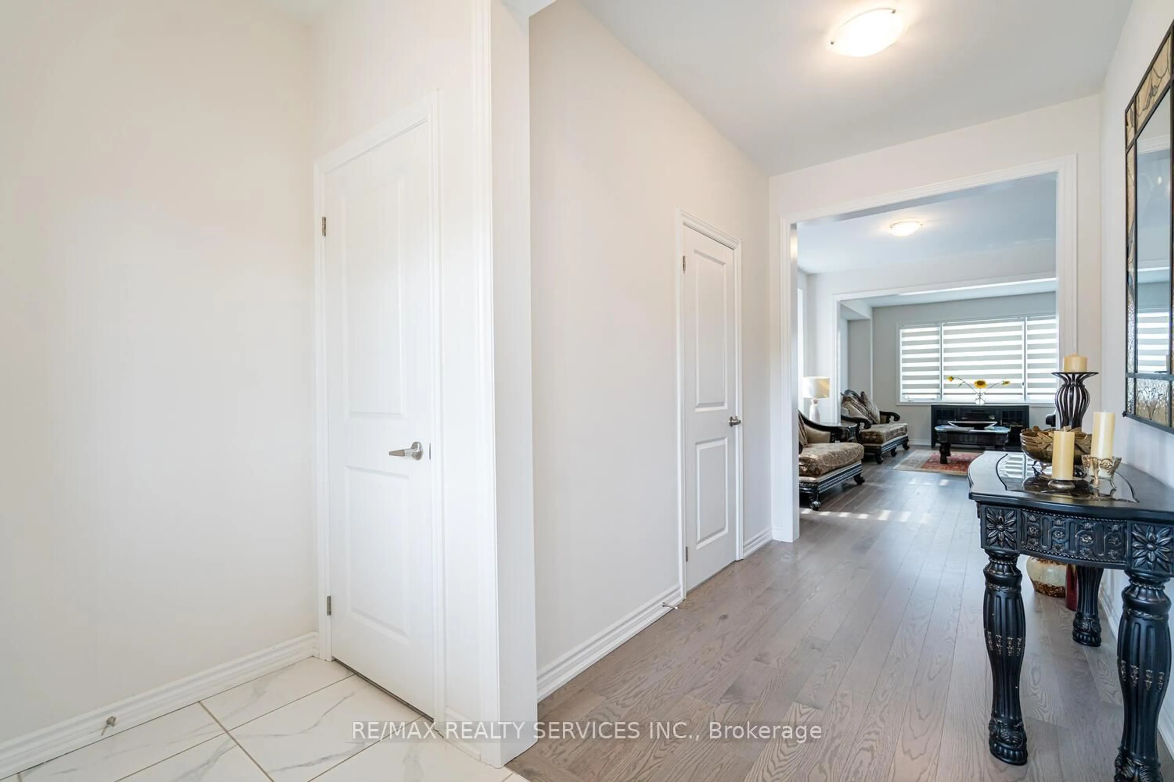 Indoor entryway for 2 Blaney St, Brant Ontario N0E 1N0