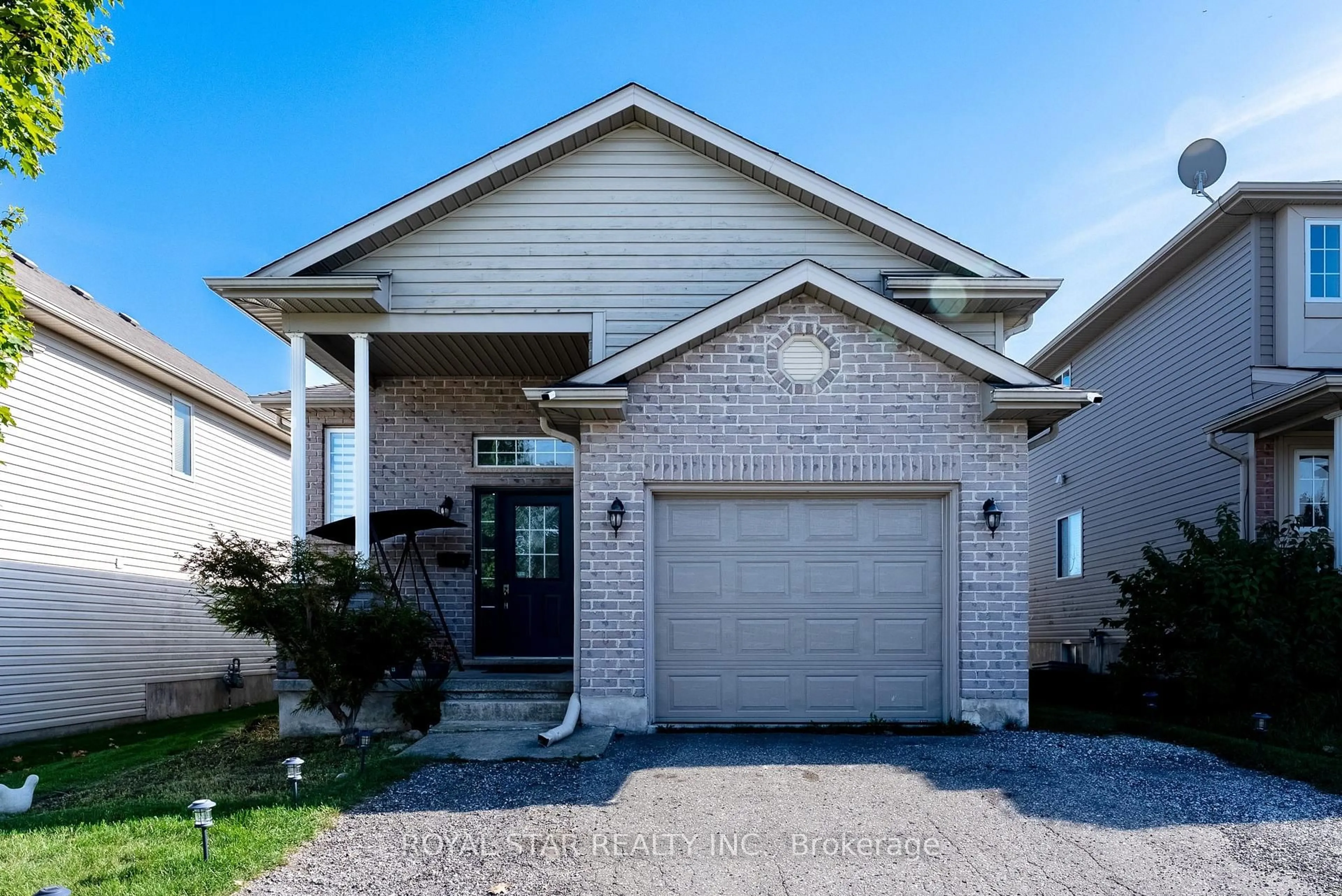 Home with brick exterior material, street for 3 Kerr Cres, Ingersoll Ontario N5C 4H2