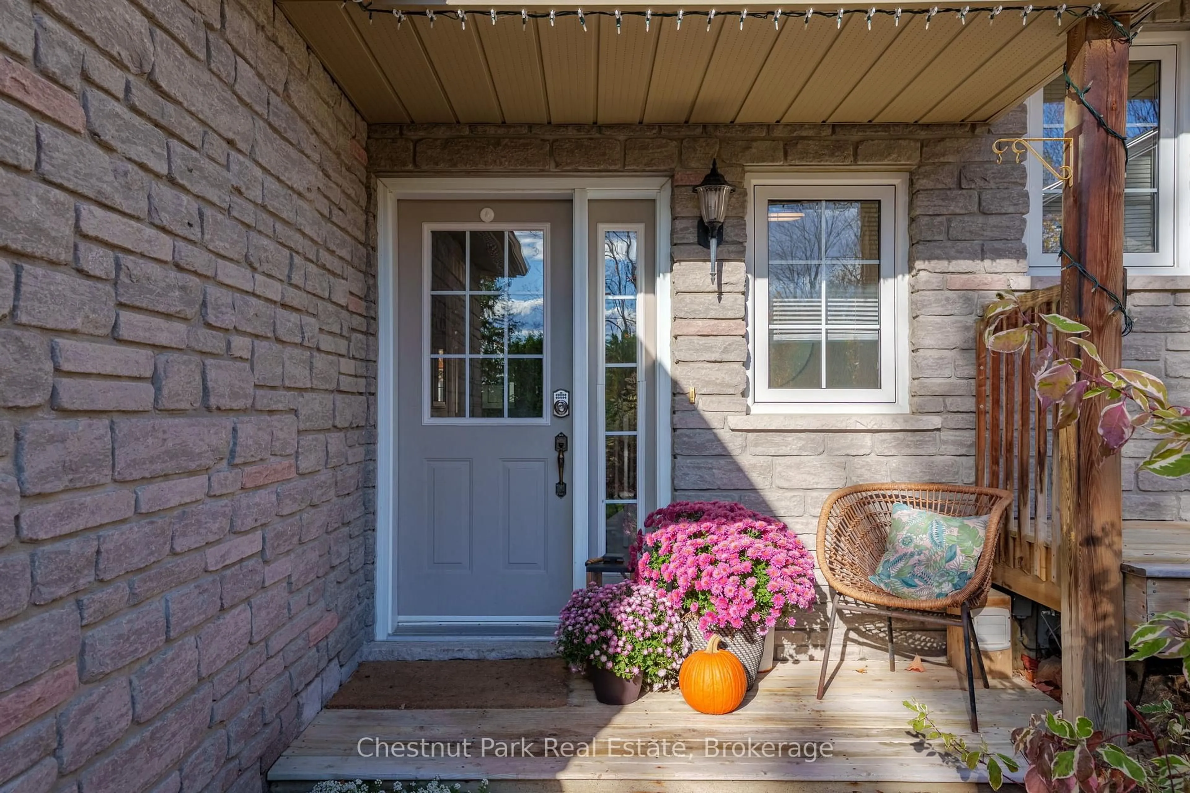 Indoor entryway for 20 Dairy Lane #C2, Huntsville Ontario P1H 2L1