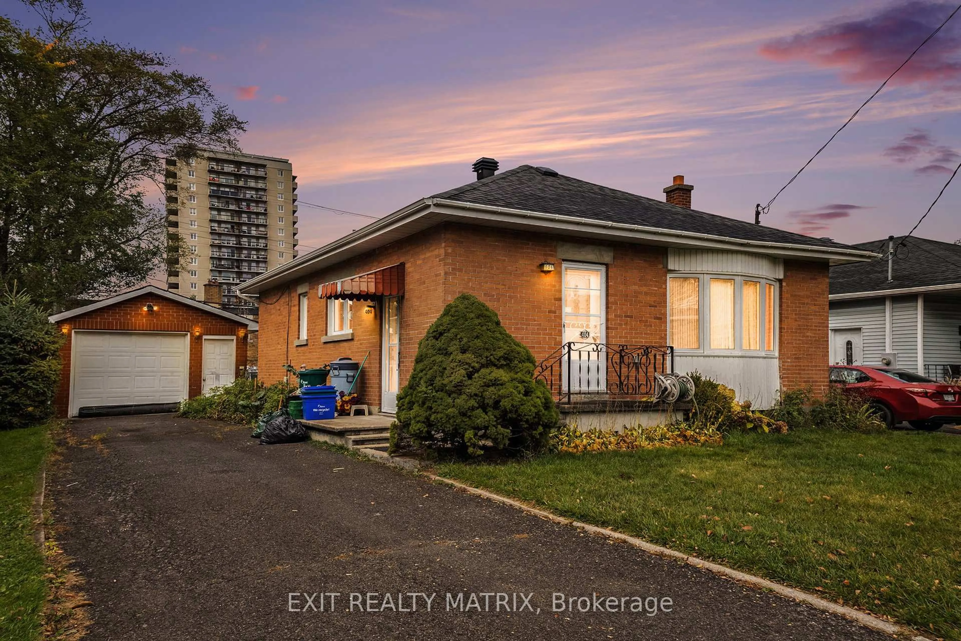 Home with brick exterior material, street for 404 Maria Goretti Circ, Ottawa Ontario K1L 6S4