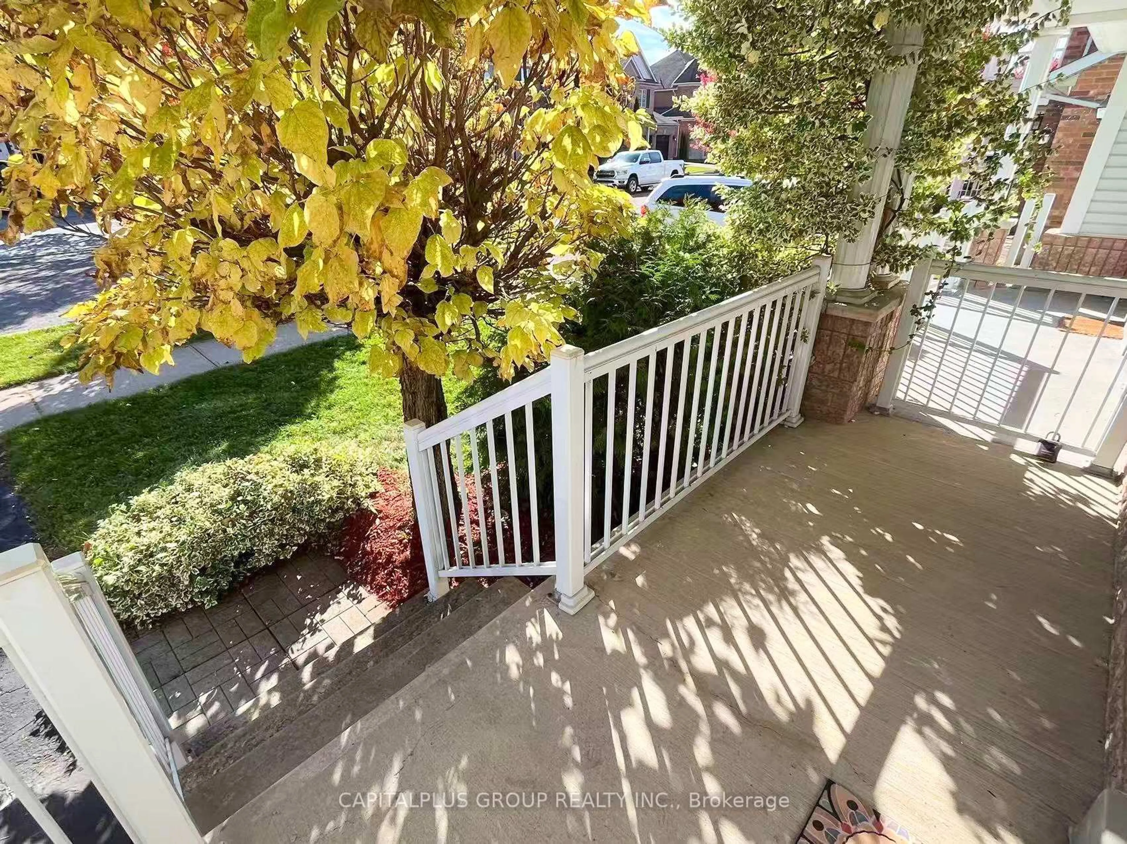 A pic from outside/outdoor area/front of a property/back of a property/a pic from drone, street for 403 Wright Cres, Niagara-on-the-Lake Ontario L0S 1J0