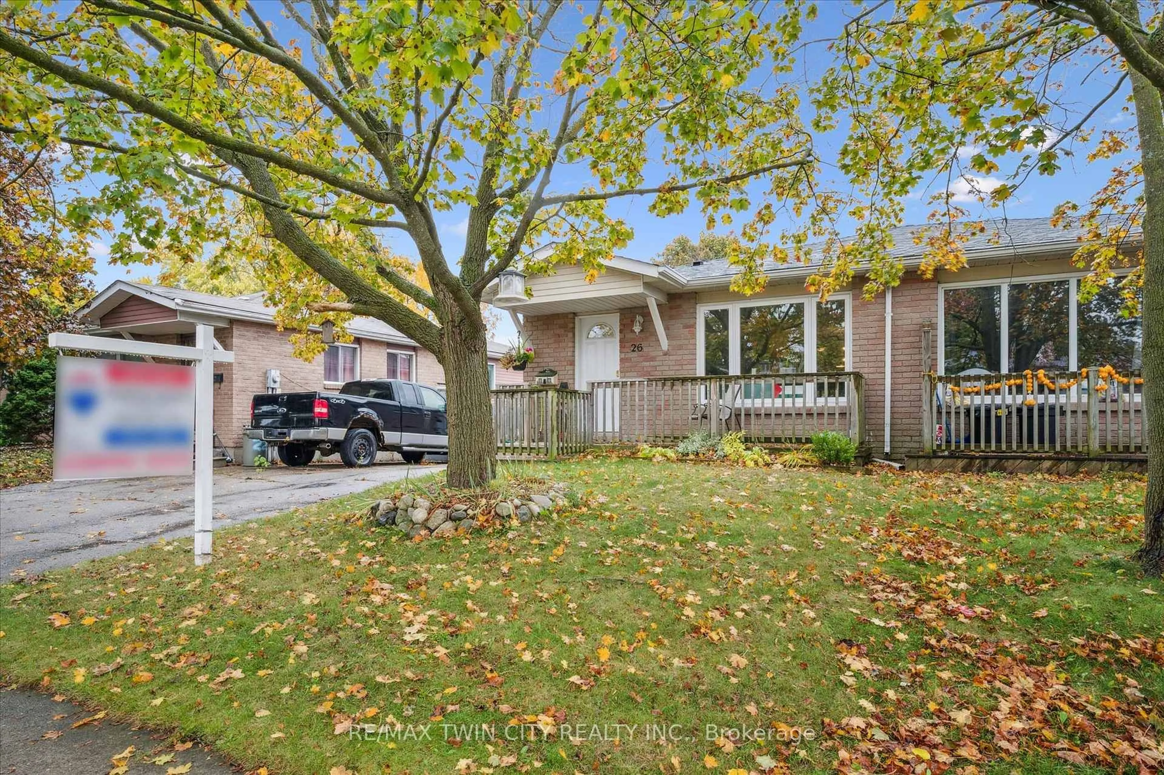 Unknown for 26 Nora Crt, Cambridge Ontario N3C 3N1
