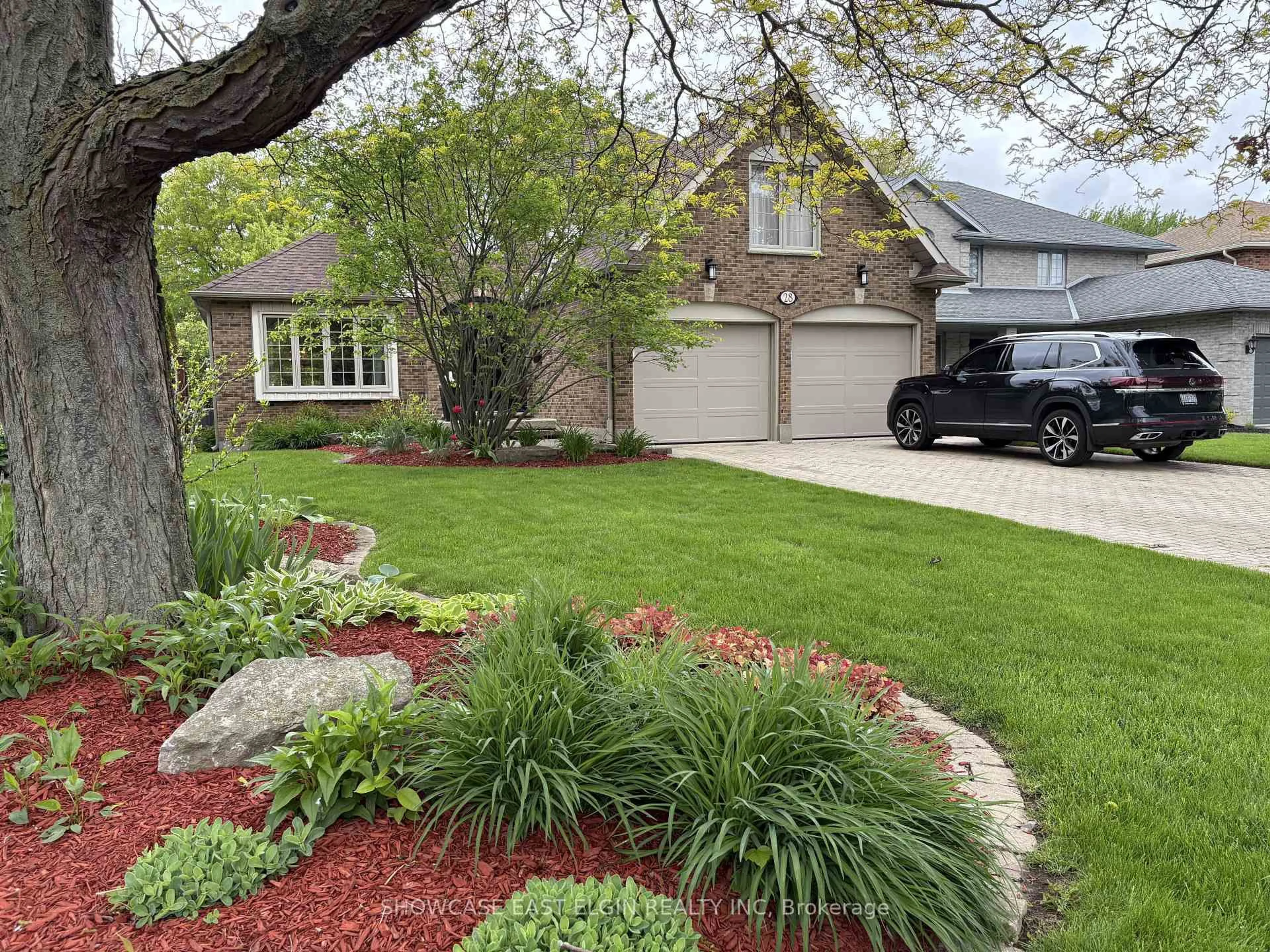 Unknown for 28 Sinclair Cres, Aylmer Ontario N5H 3B7