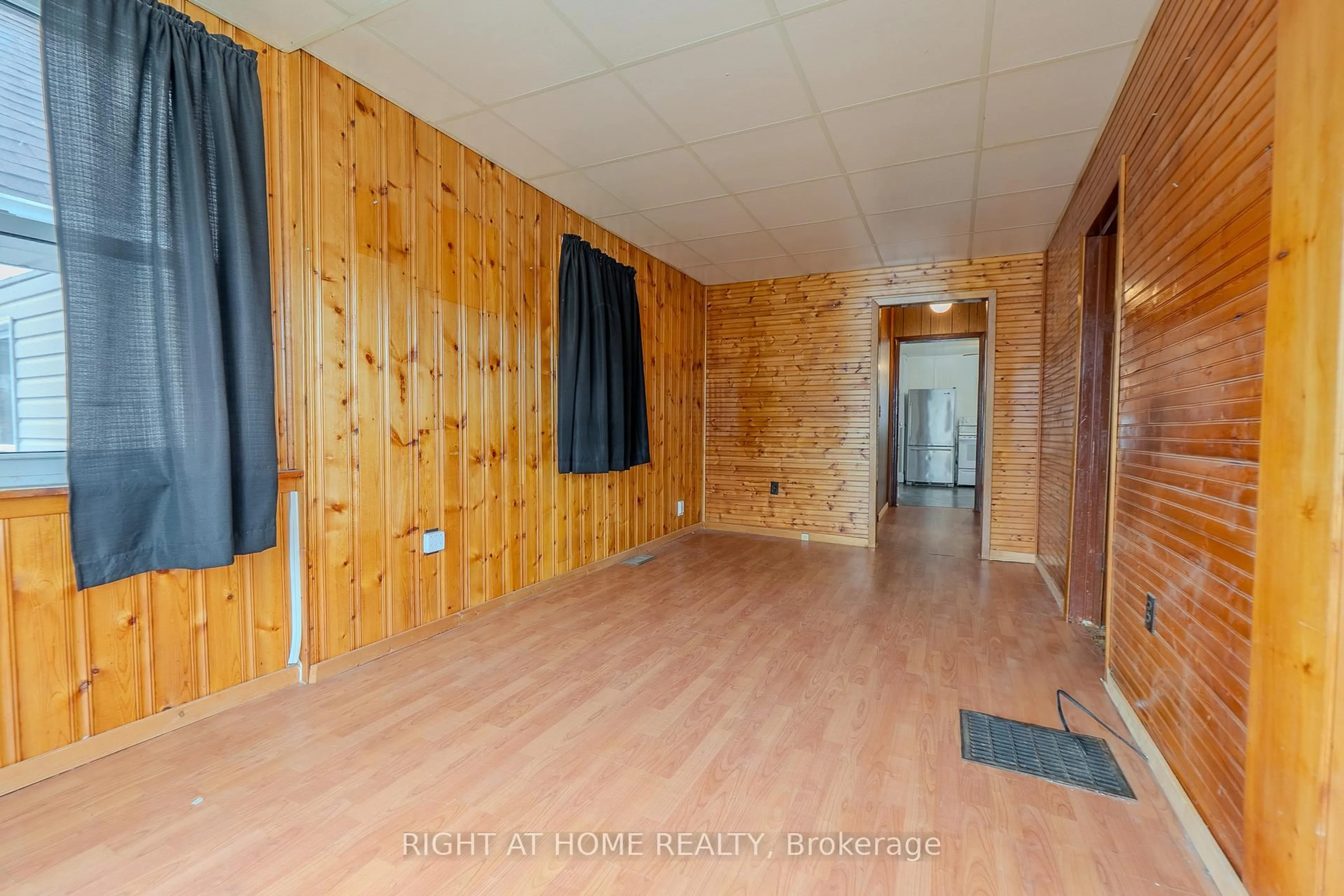 A pic of a room for 169 Princess St, North Bay Ontario P1B 1P8