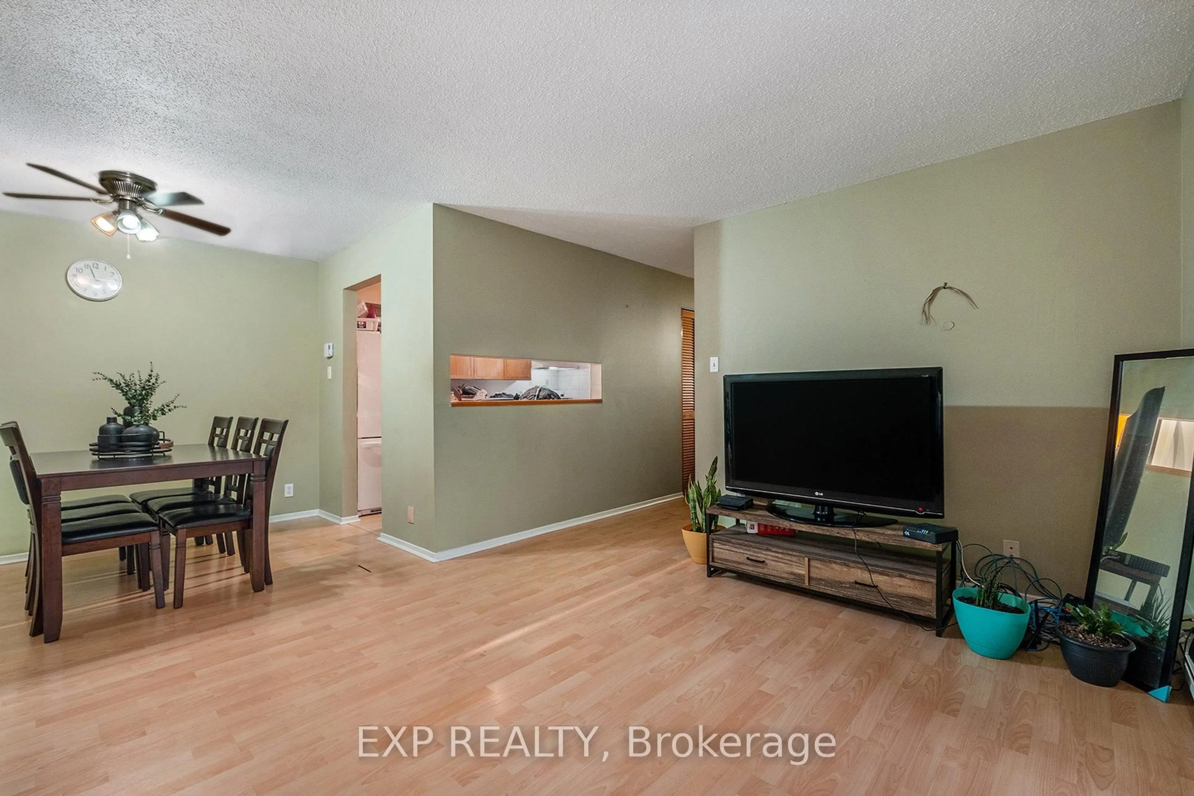 A pic of a room for 316 SAVARD Ave #309, Ottawa Ontario K1L 7S2