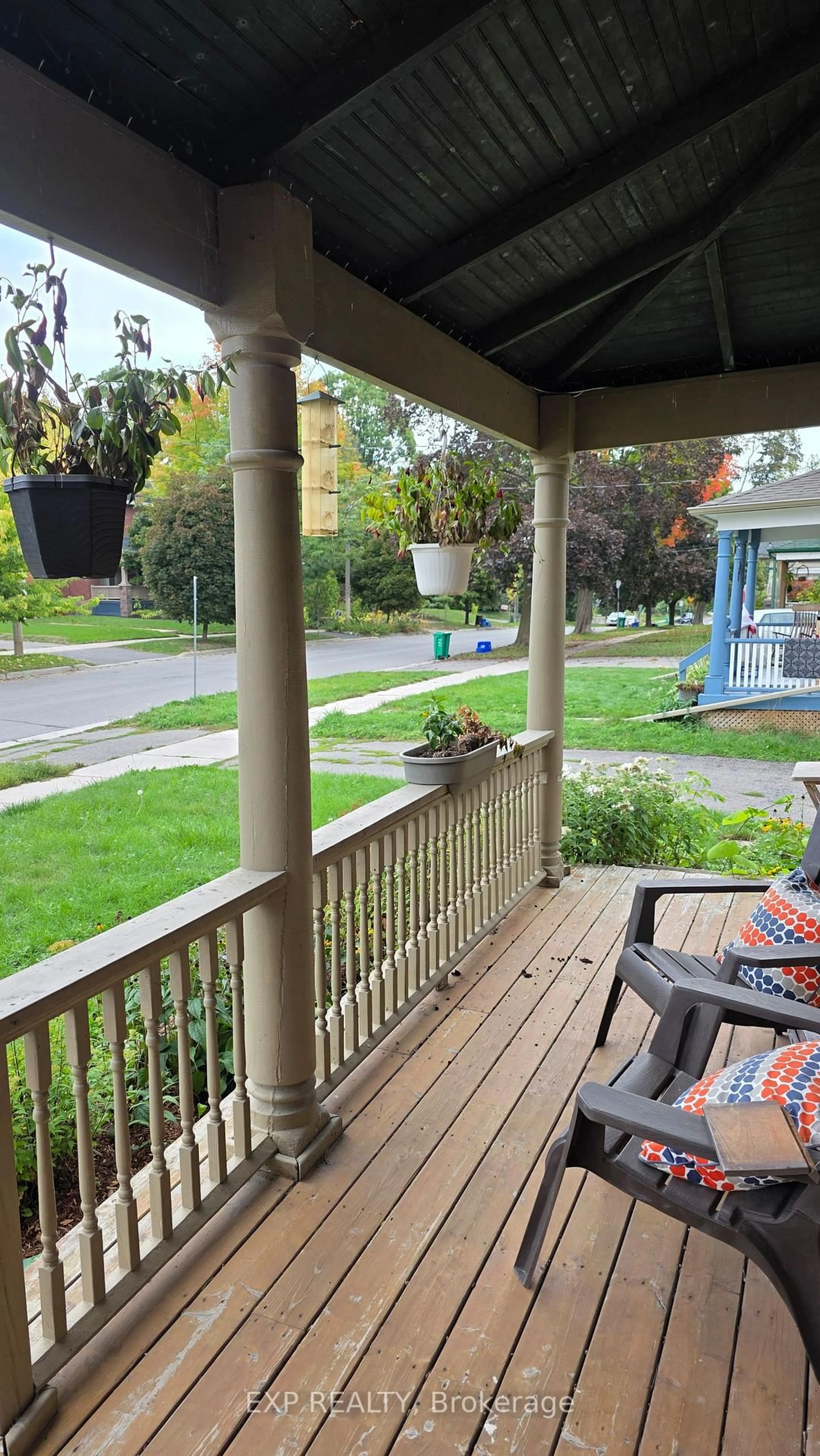 Patio, street for 577 Bolivar St, Peterborough Ontario K9J 4R9
