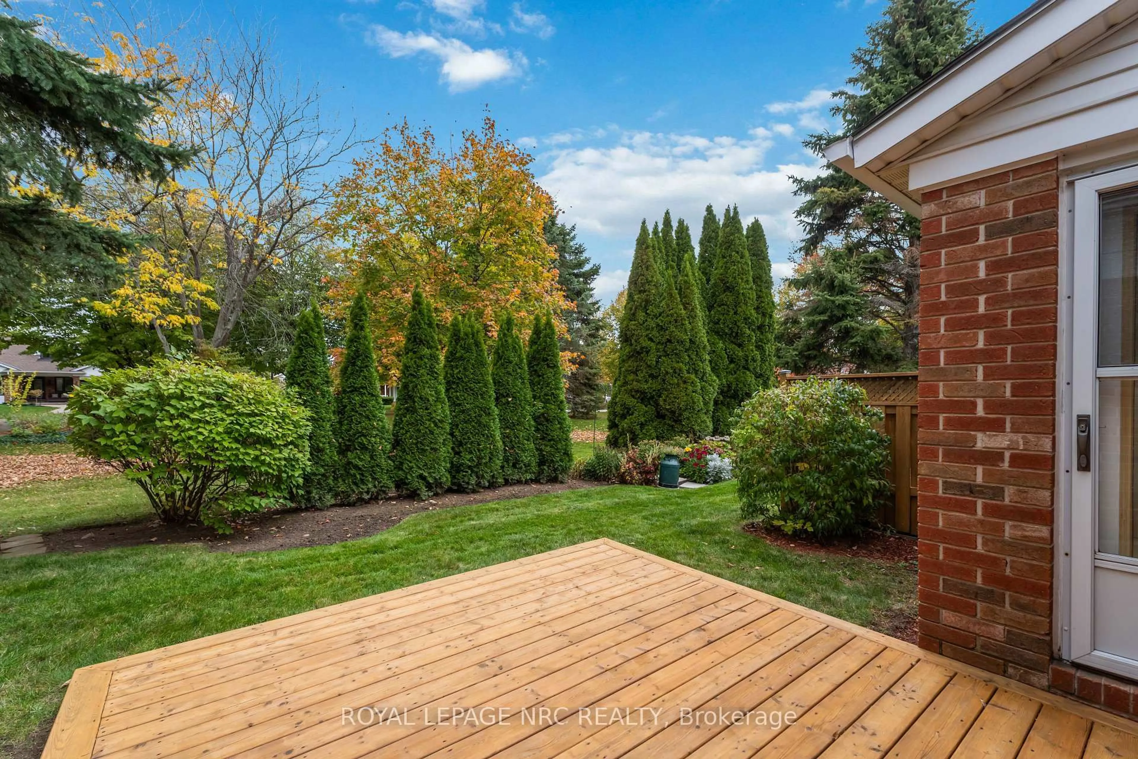 Patio, forest/trees view for 4136 Black Walnut Crt #4, Lincoln Ontario L0R 2C0