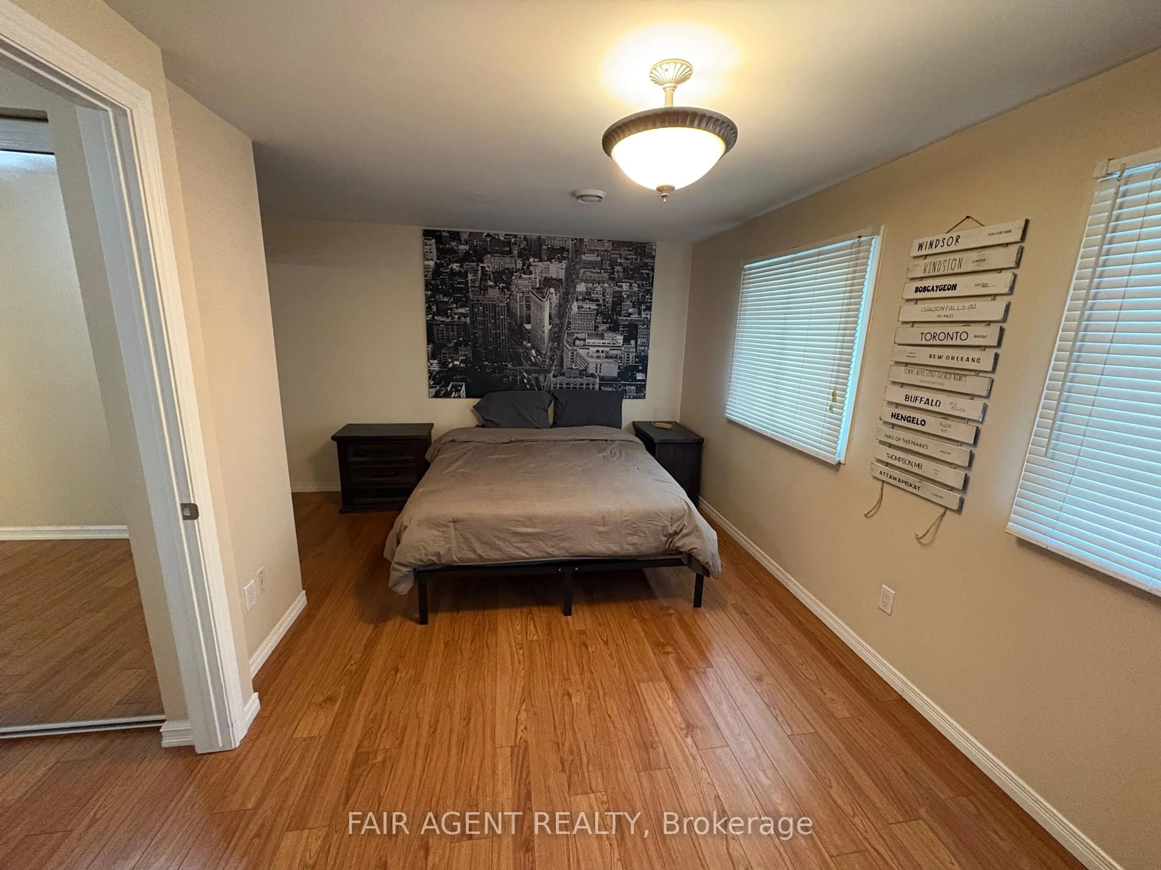 A pic of a room for 2-3050 Meadowbrook Lane, Windsor Ontario N8T 3H4