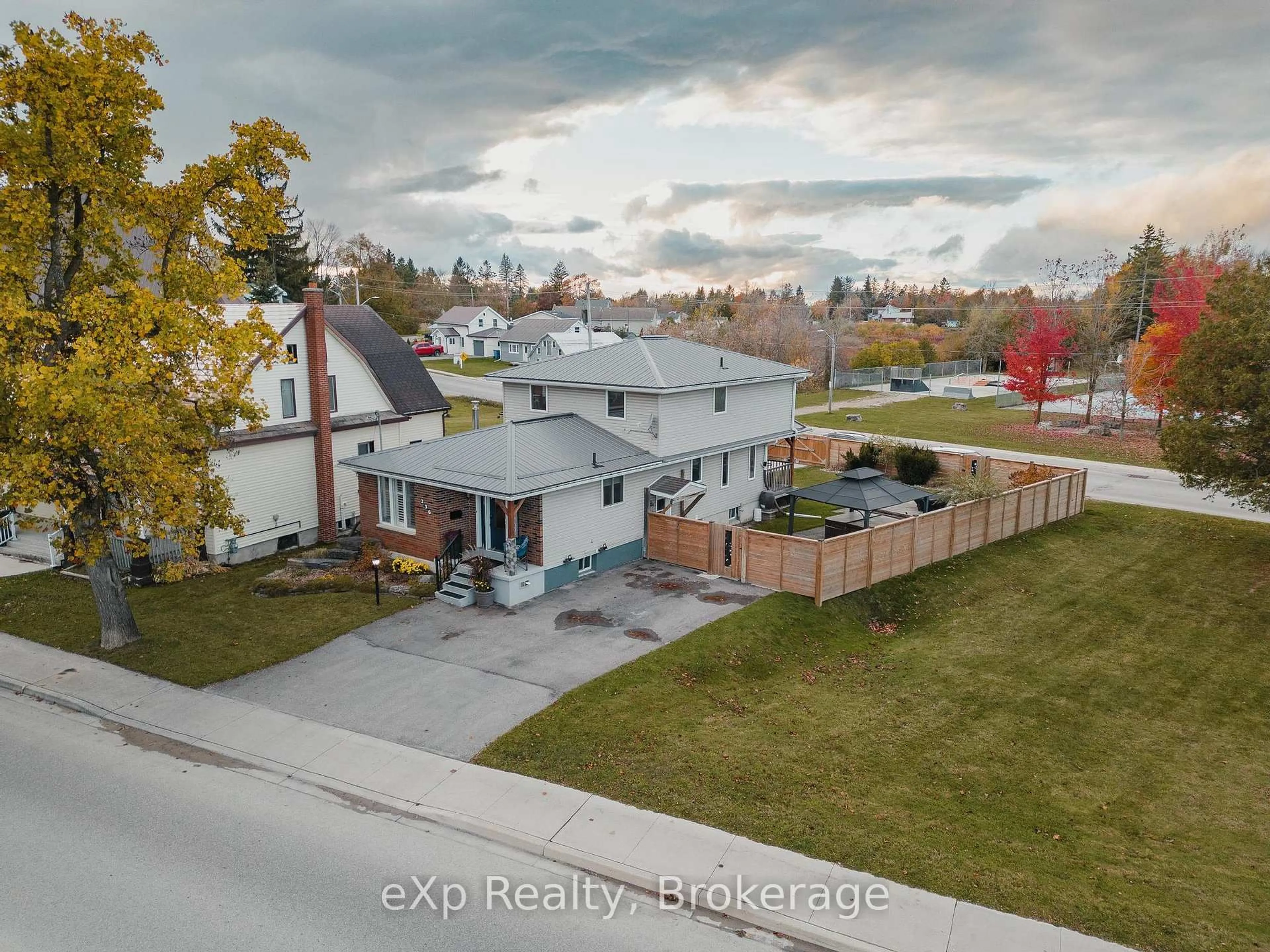 A pic from outside/outdoor area/front of a property/back of a property/a pic from drone, street for 236 Main St, Southgate Ontario N0C 1B0