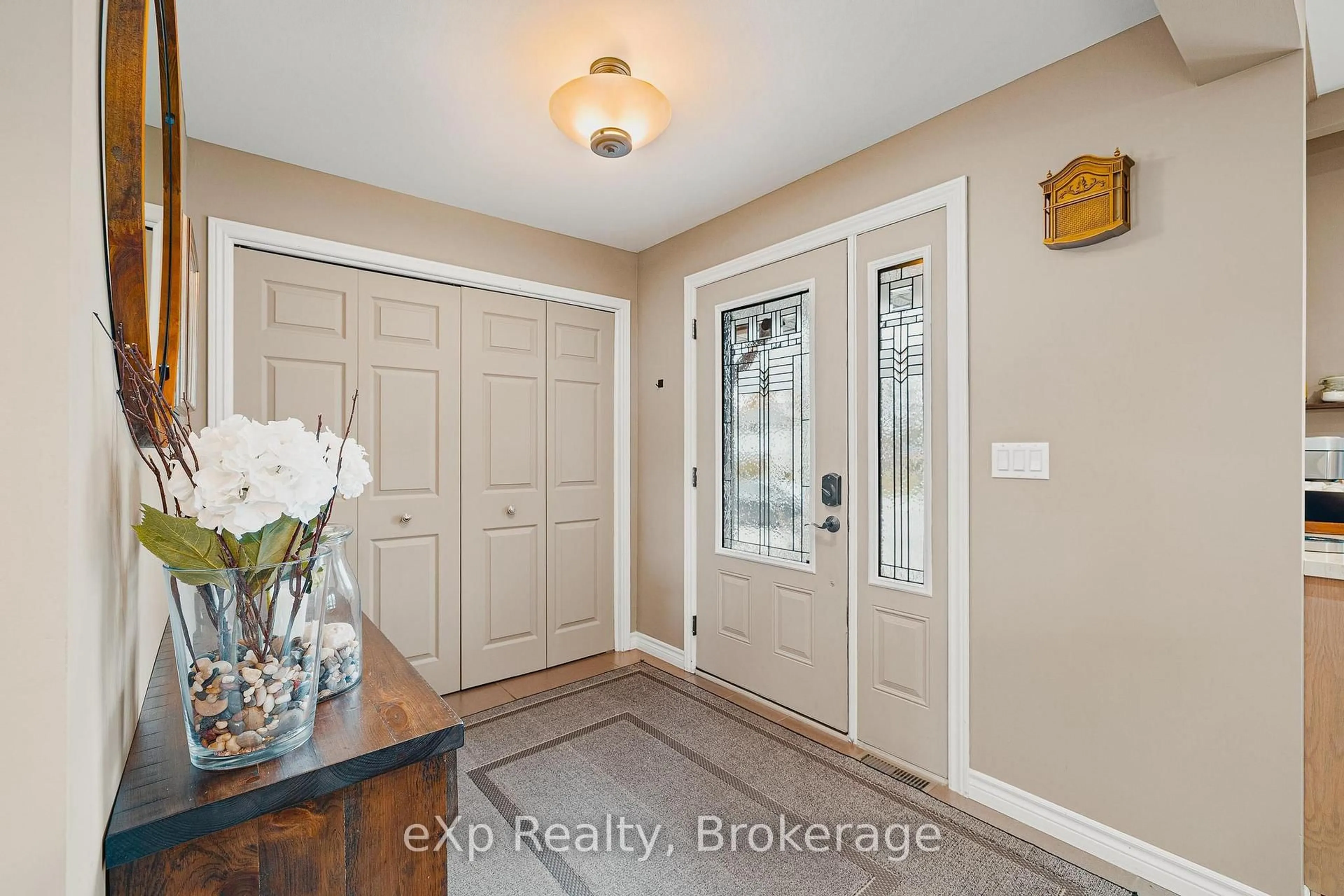 Indoor entryway for 236 Main St, Southgate Ontario N0C 1B0