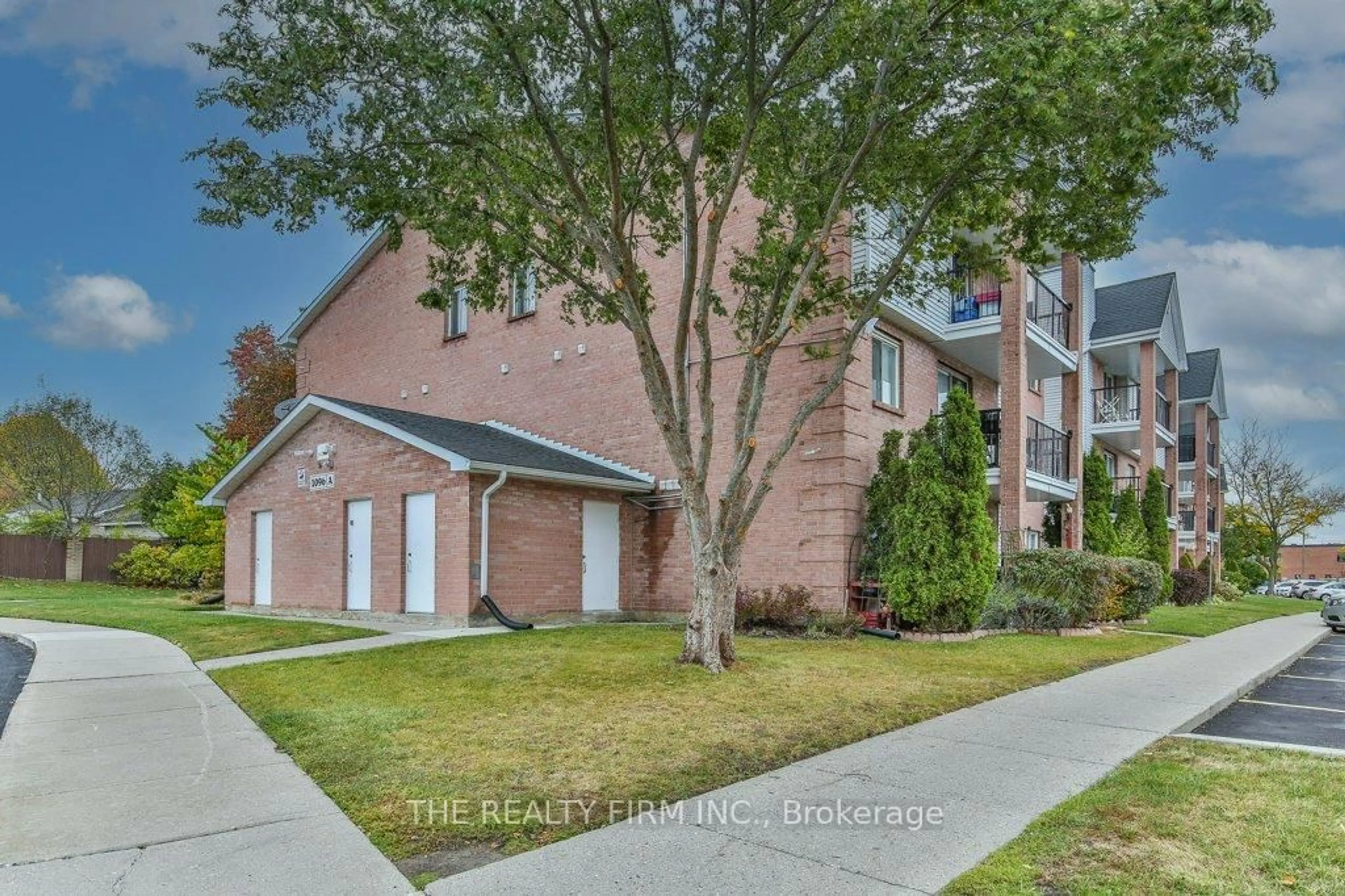 Unknown for 1096 Jalna Blvd #16, London South Ontario N6E 3B8
