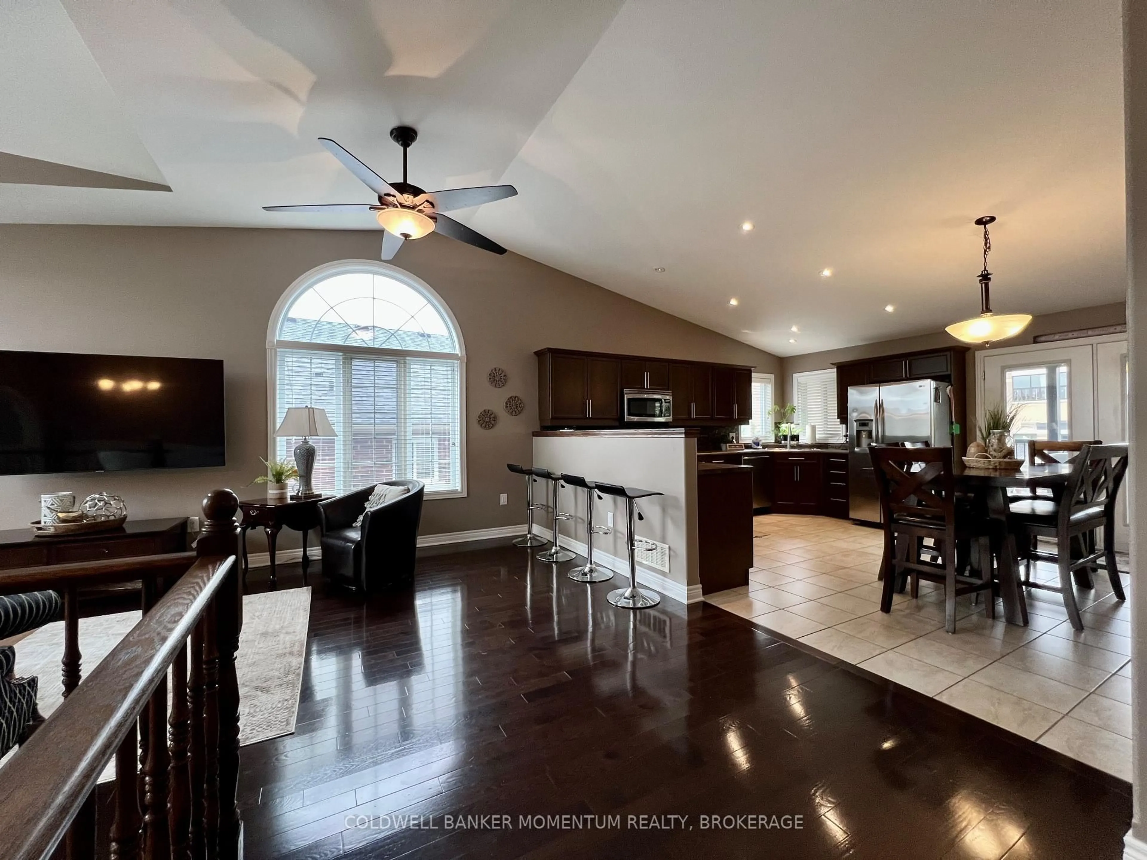 Open concept kitchen, unknown for 6296 Parkside Rd, Niagara Falls Ontario L2H 0B2