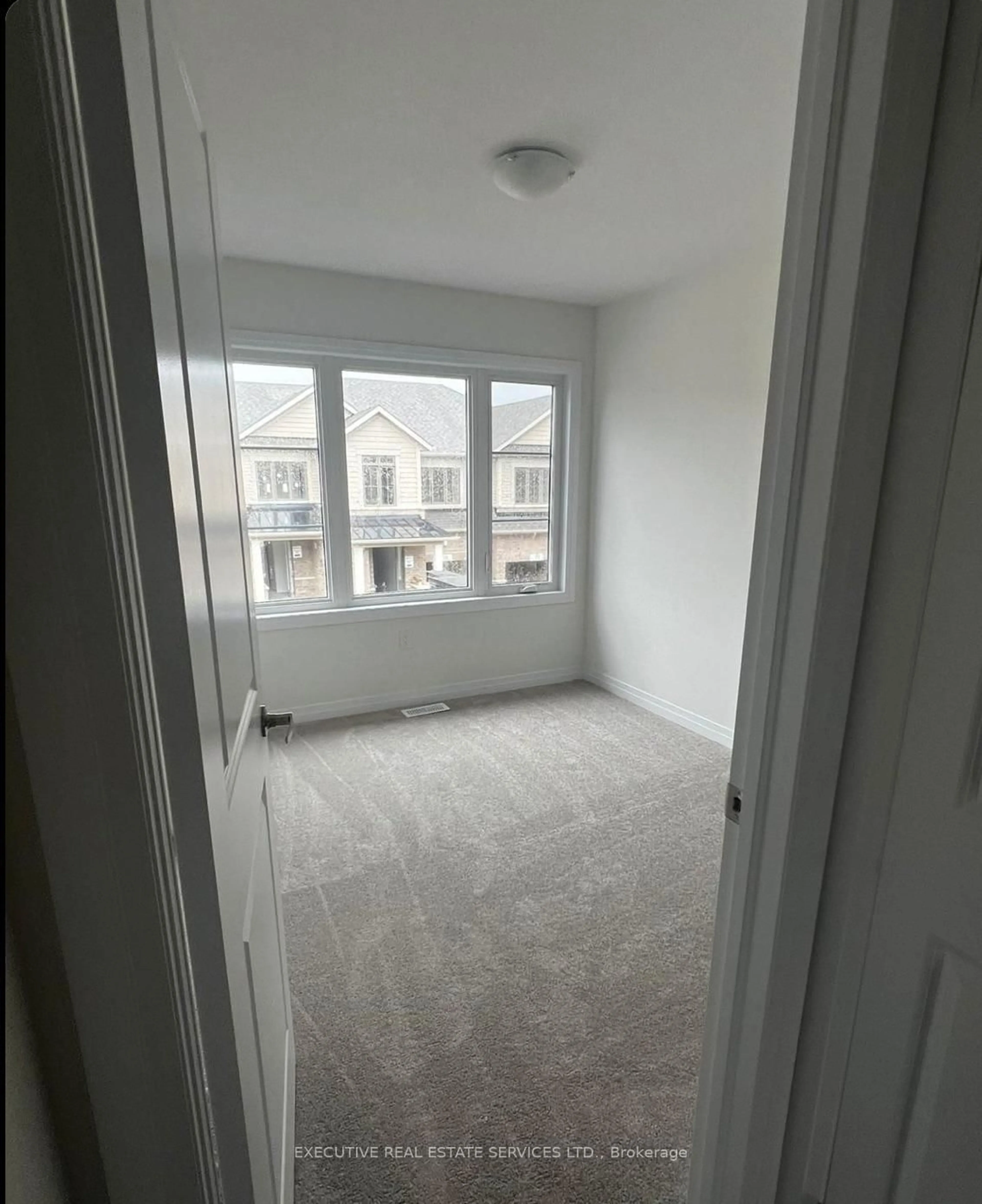 A pic of a room for 15 Blacklock St #16, Cambridge Ontario N1S 0E6