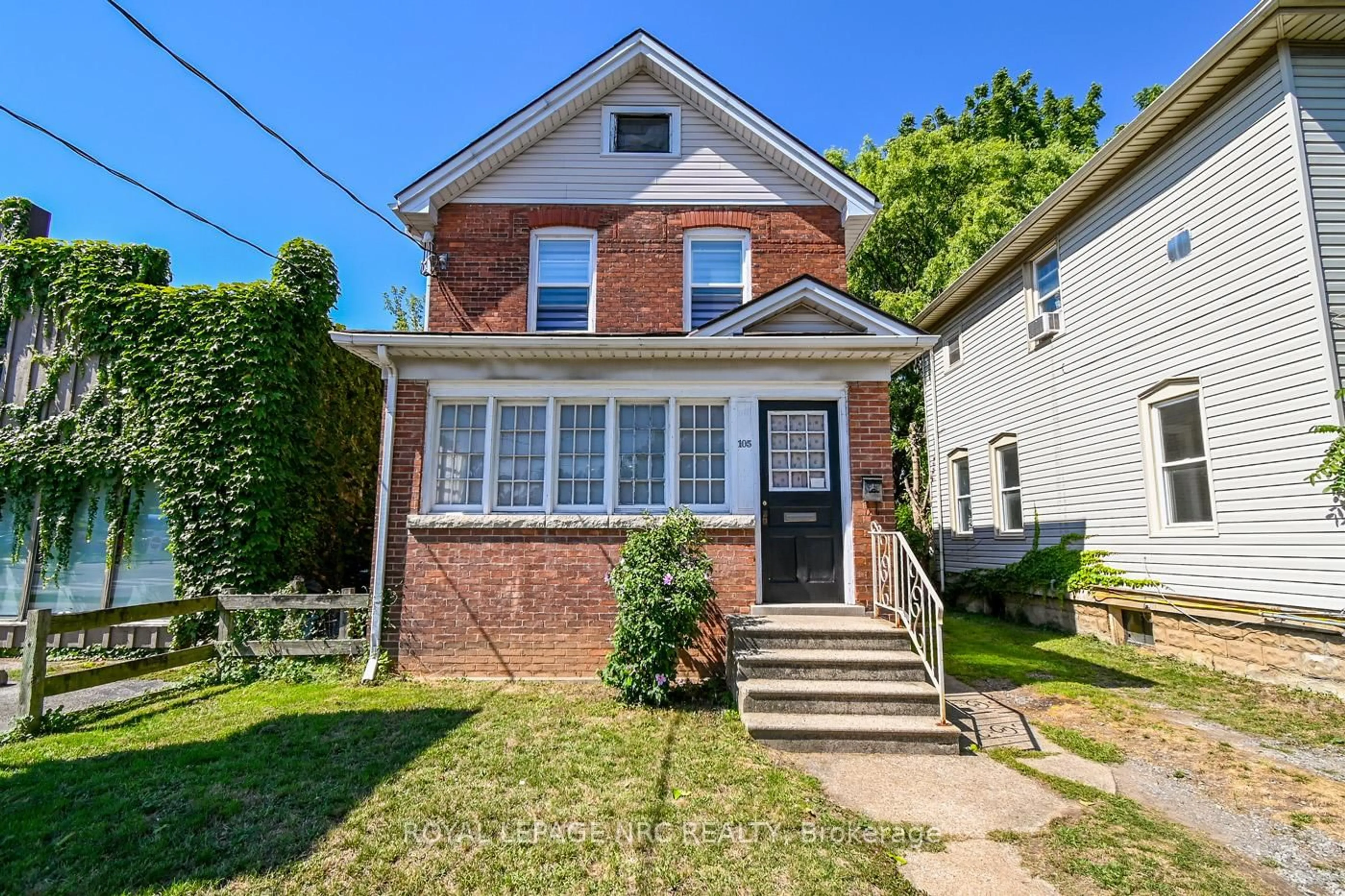 Home with brick exterior material, street for 105 Lake St, St. Catharines Ontario L2R 5X7