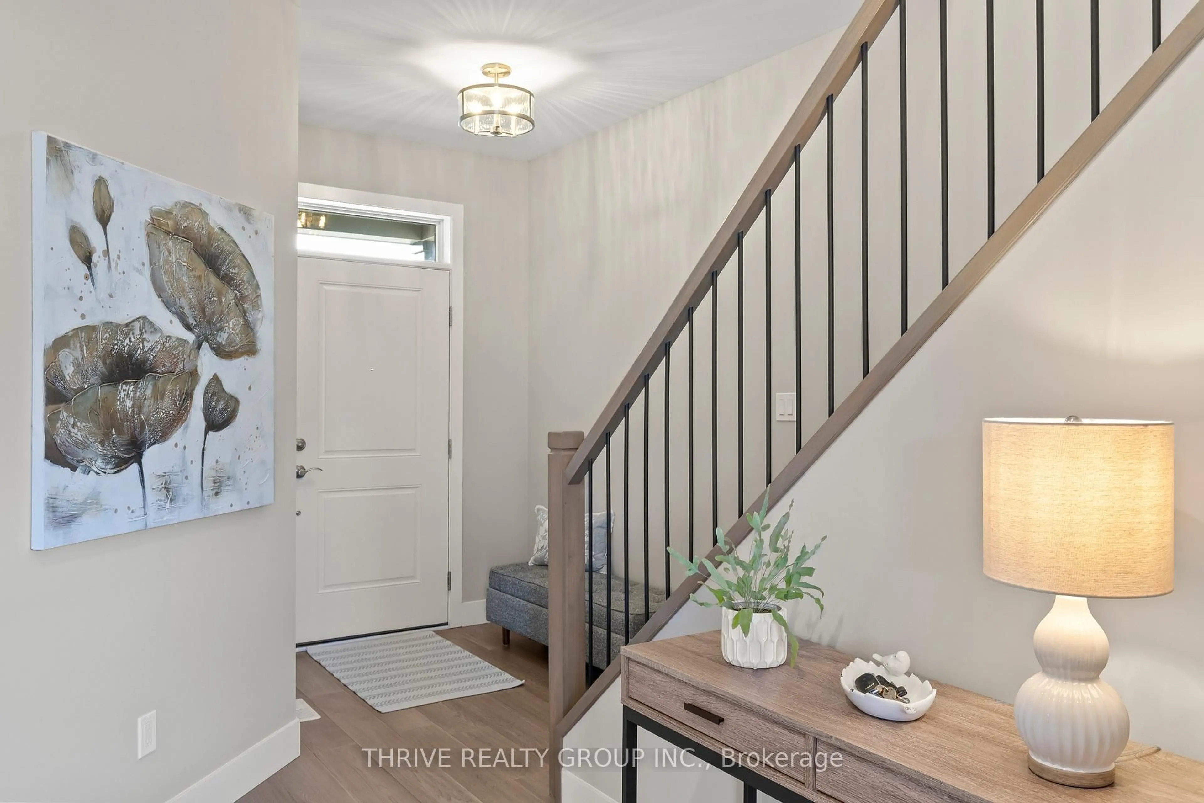 Indoor entryway for 3057 Heardcreek Tr, London North Ontario N6G 2S7